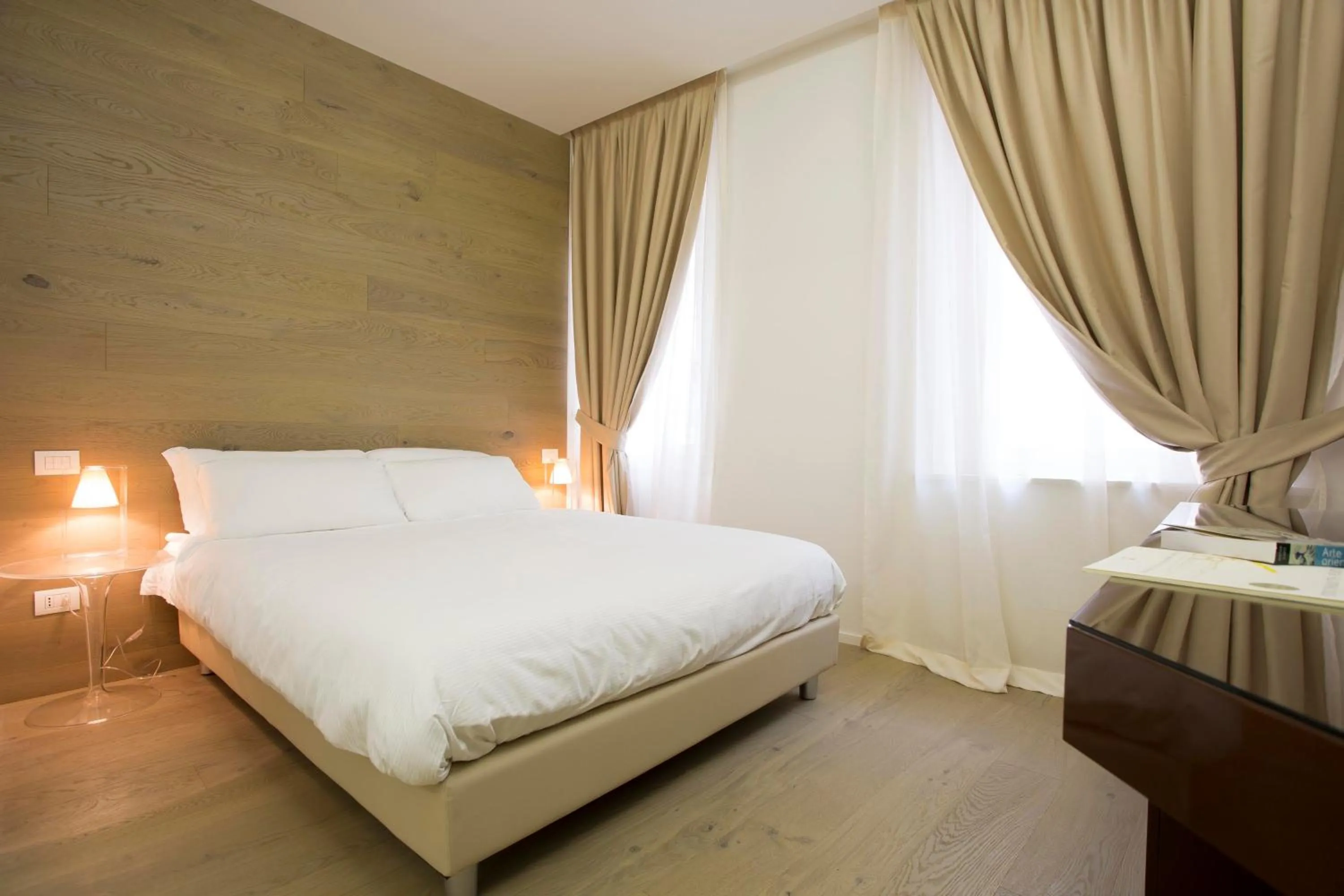 Bedroom, Bed in Borgoleoni 18 - Room and Breakfast