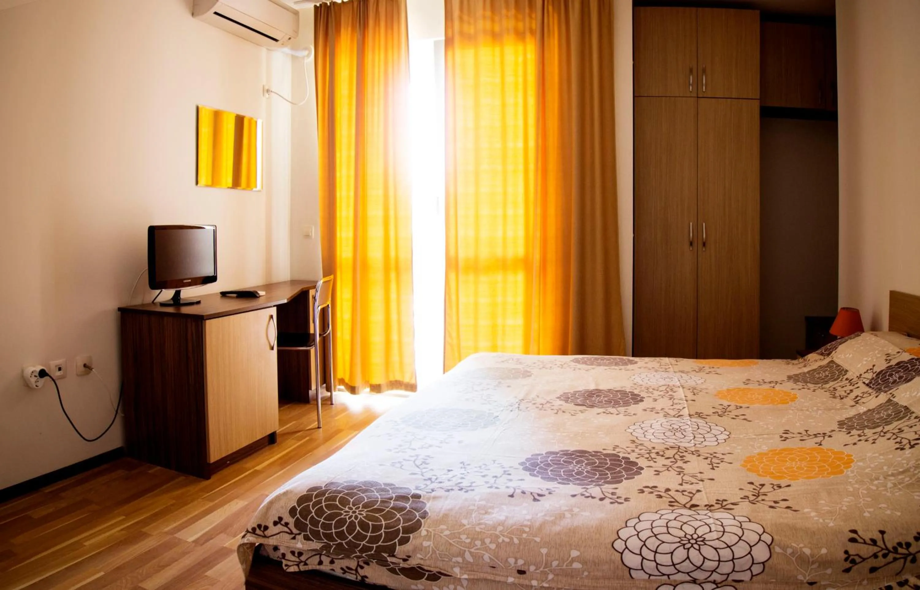 Ivatea Family Hotel