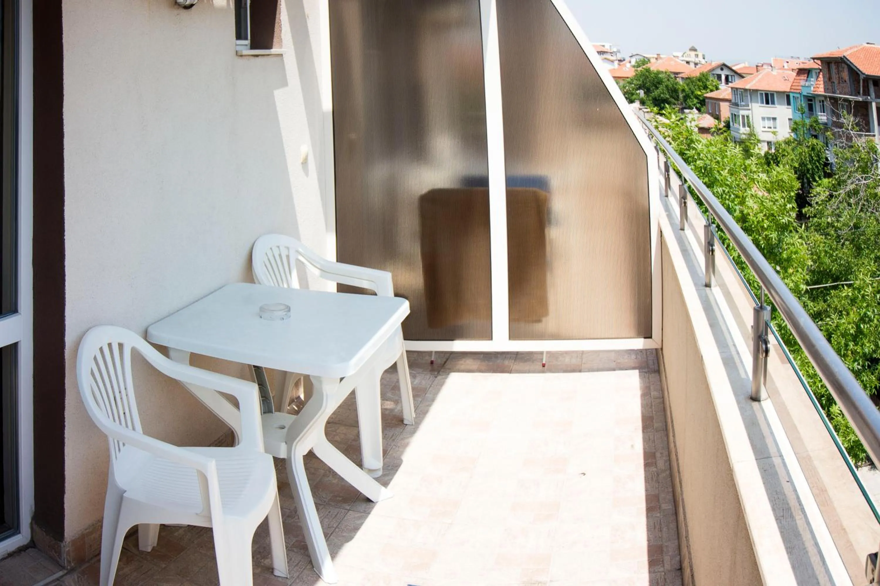 Ivatea Family Hotel