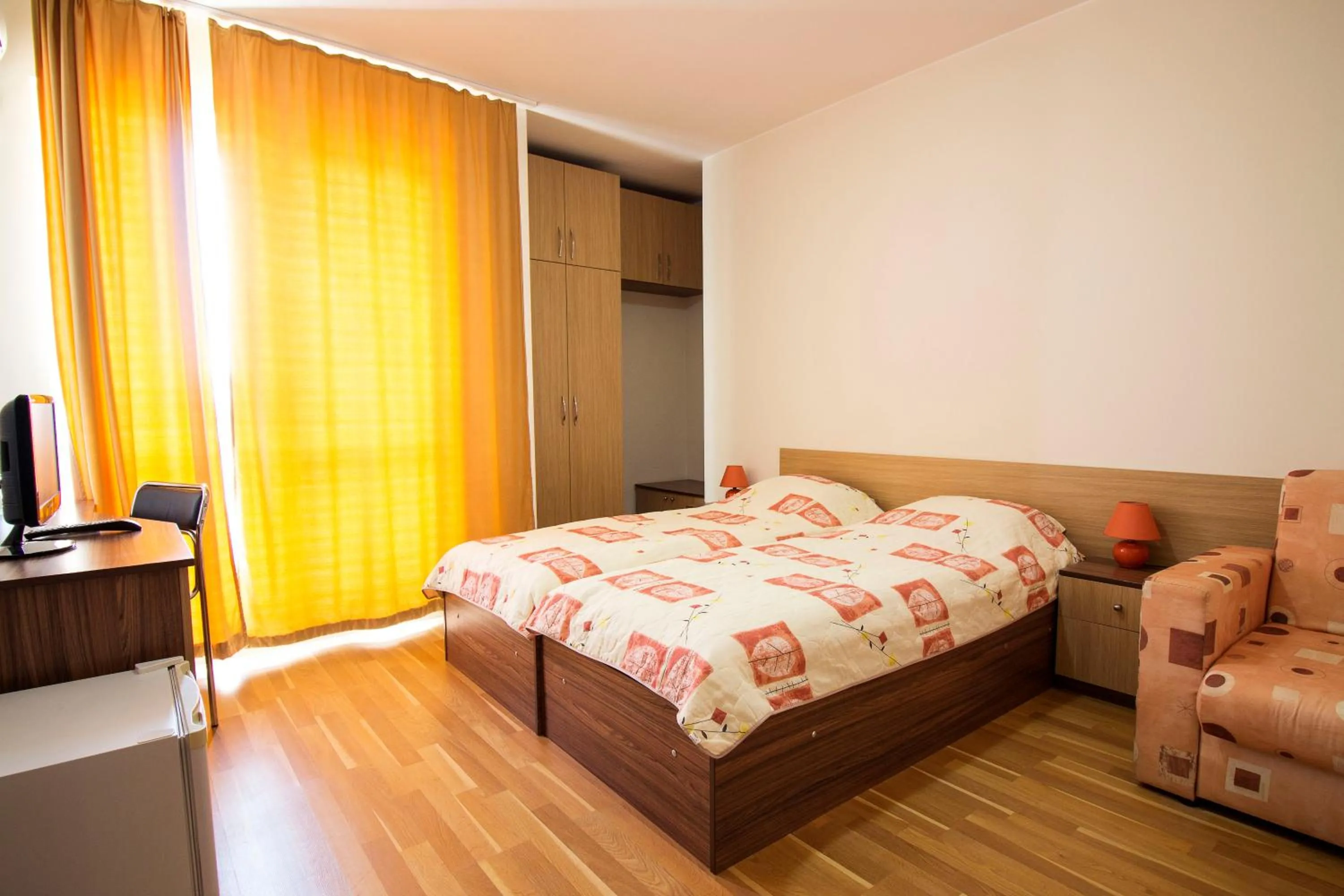 Ivatea Family Hotel