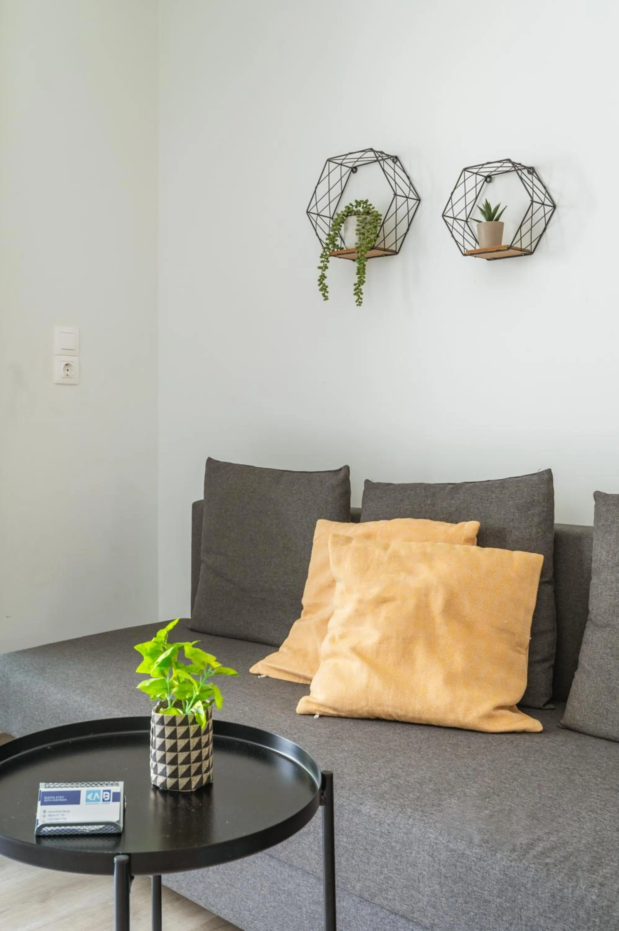 Living room in Elvita Apartments 4