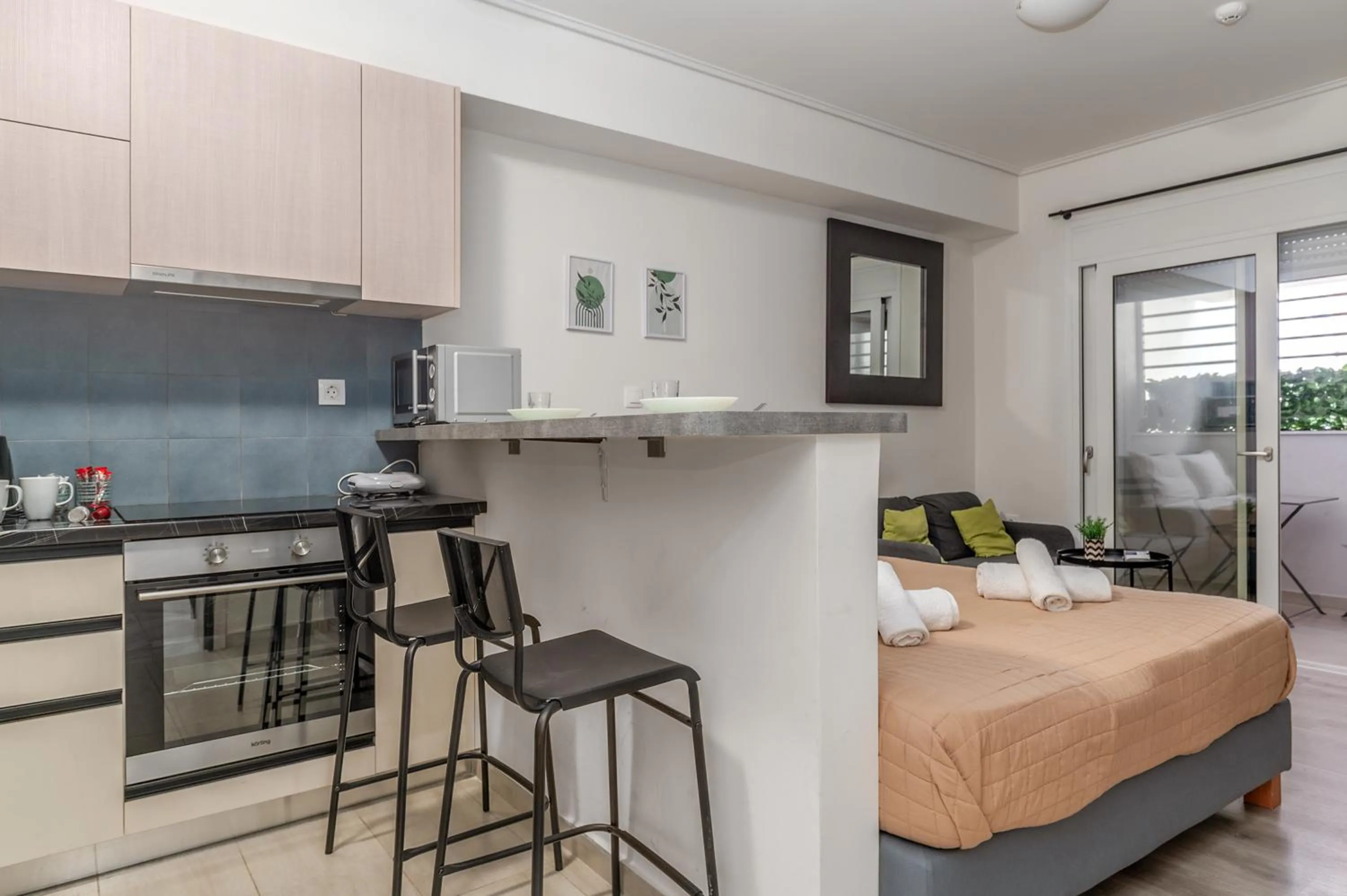 Kitchen or kitchenette in Elvita Apartments 4