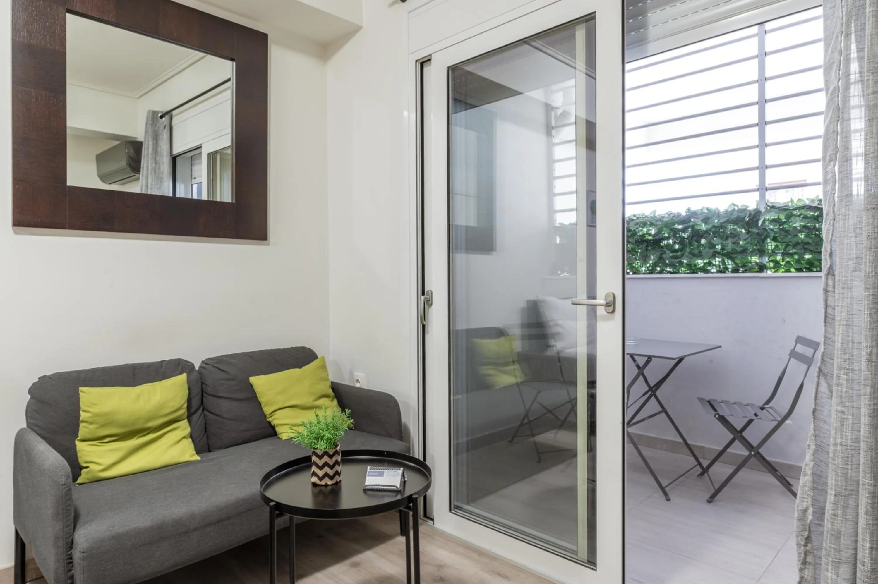 Seating area in Elvita Apartments 4