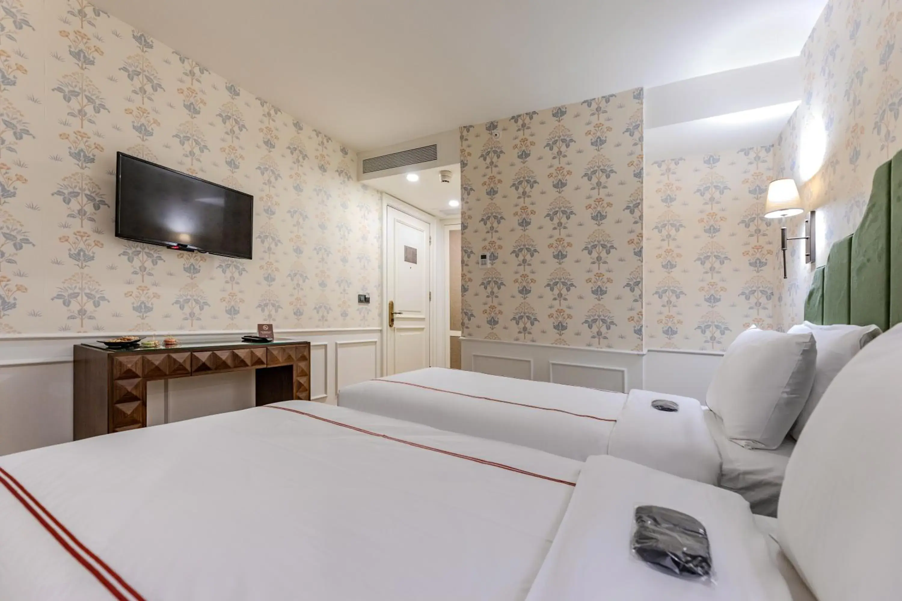 Deluxe Twin Room in Khai Karaköy Deluxe Twin Room in Khai Karaköy