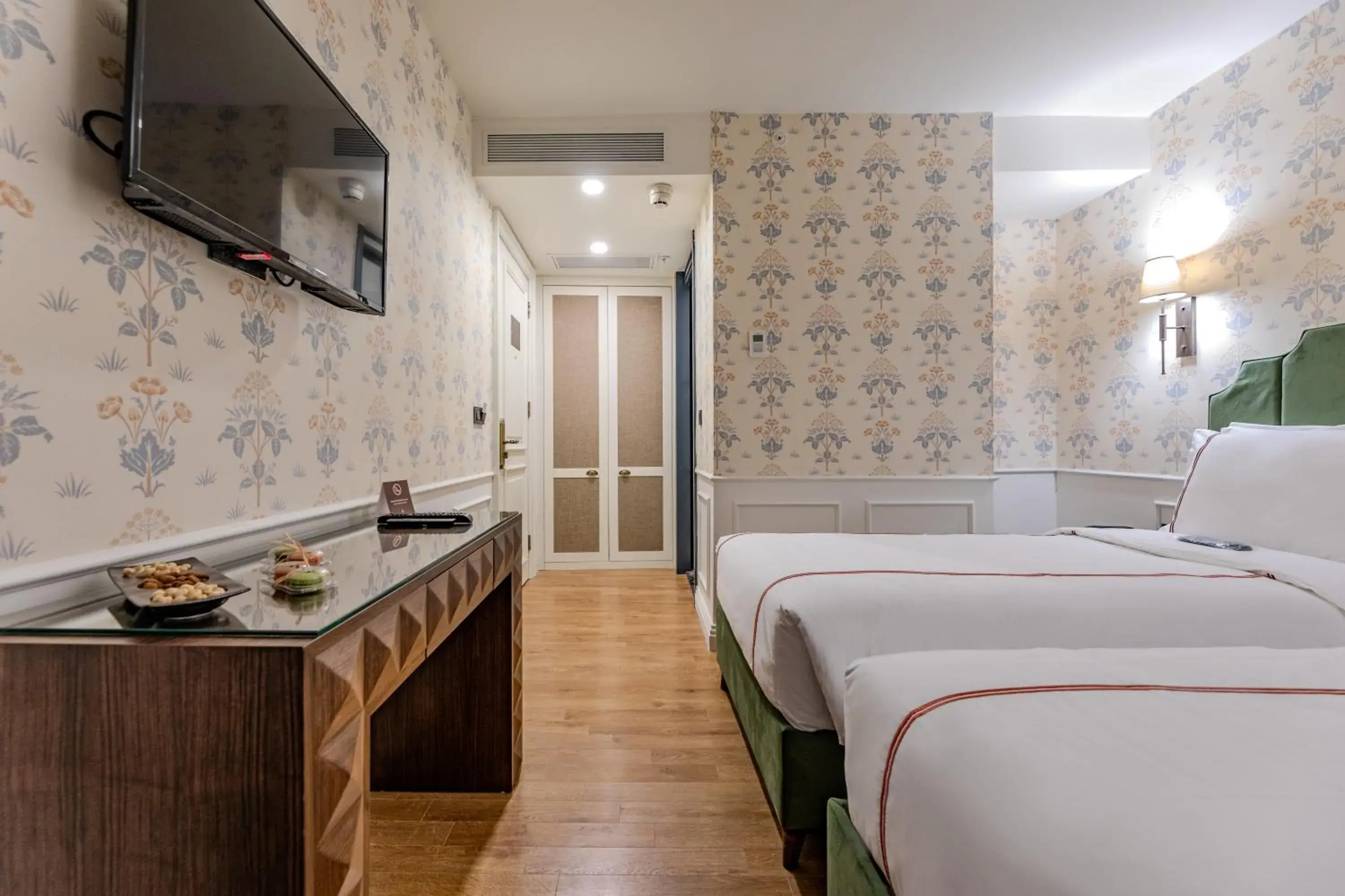 Deluxe Twin Room in Khai Karaköy Deluxe Twin Room in Khai Karaköy
