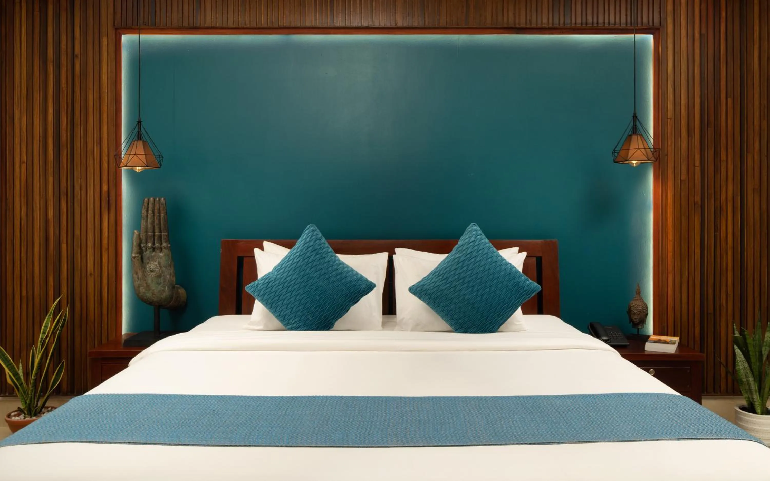 Bed in Khemara Sovannphum Hotel