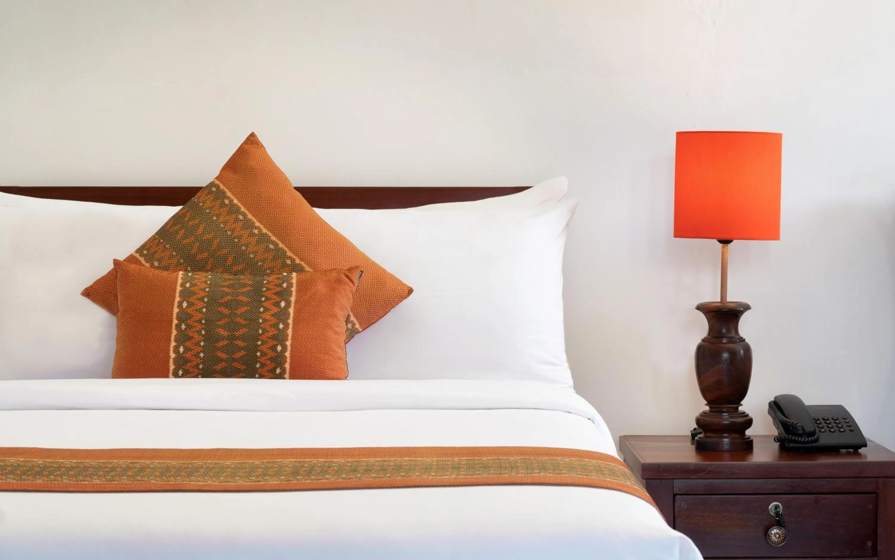 Bed in Khemara Sovannphum Hotel