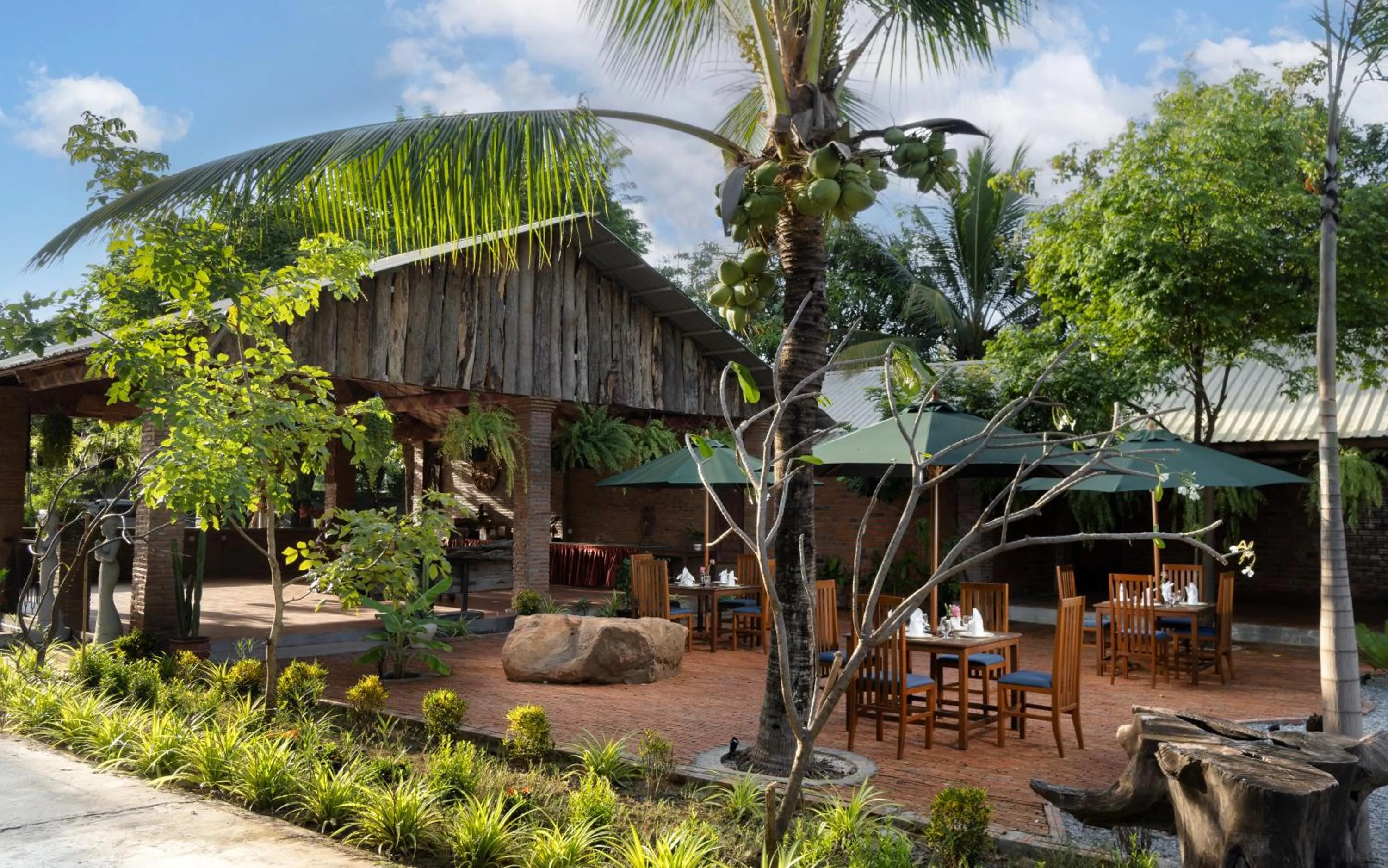 Property building in Khemara Sovannphum Hotel