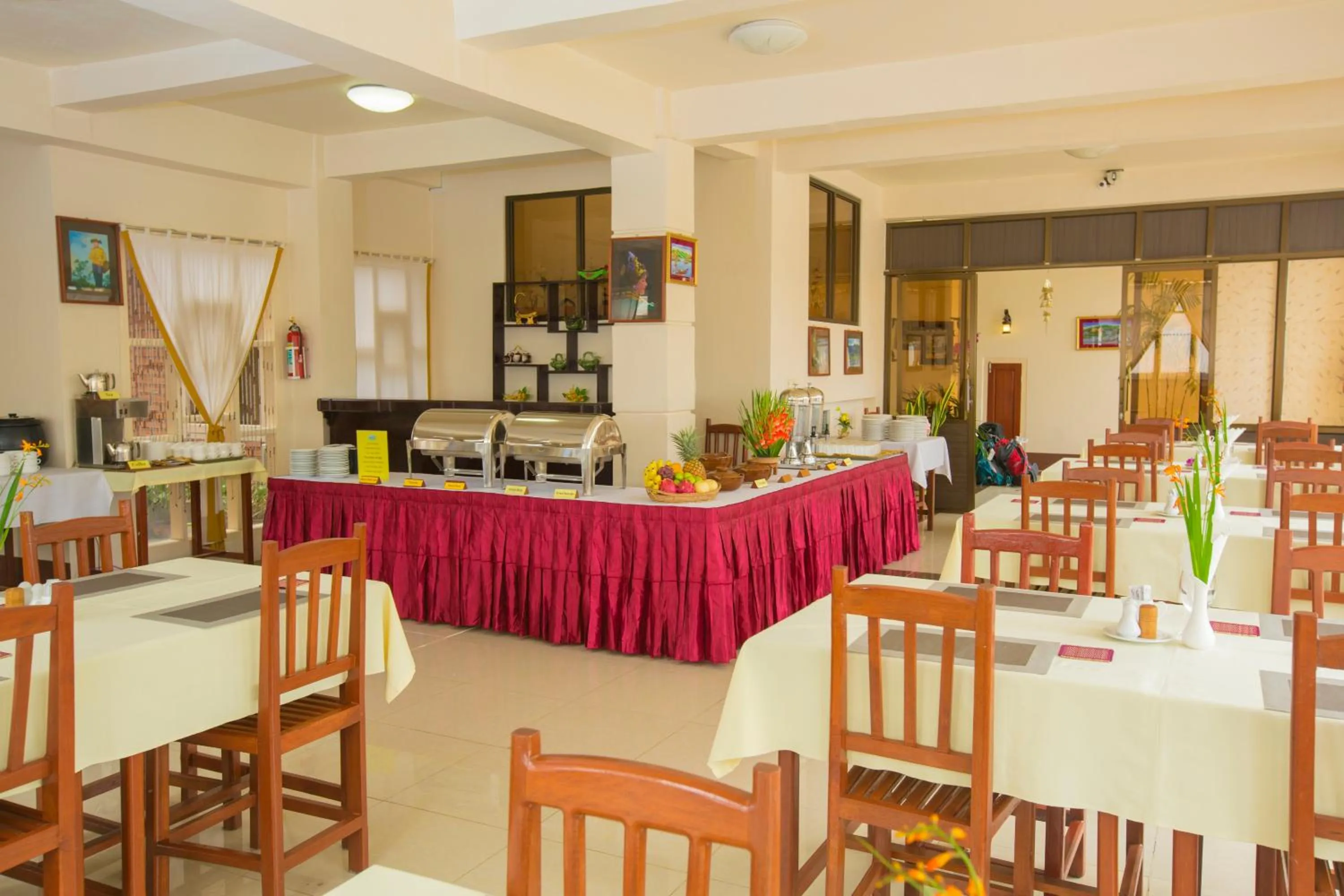 Dining area in Inle Apex Hotel