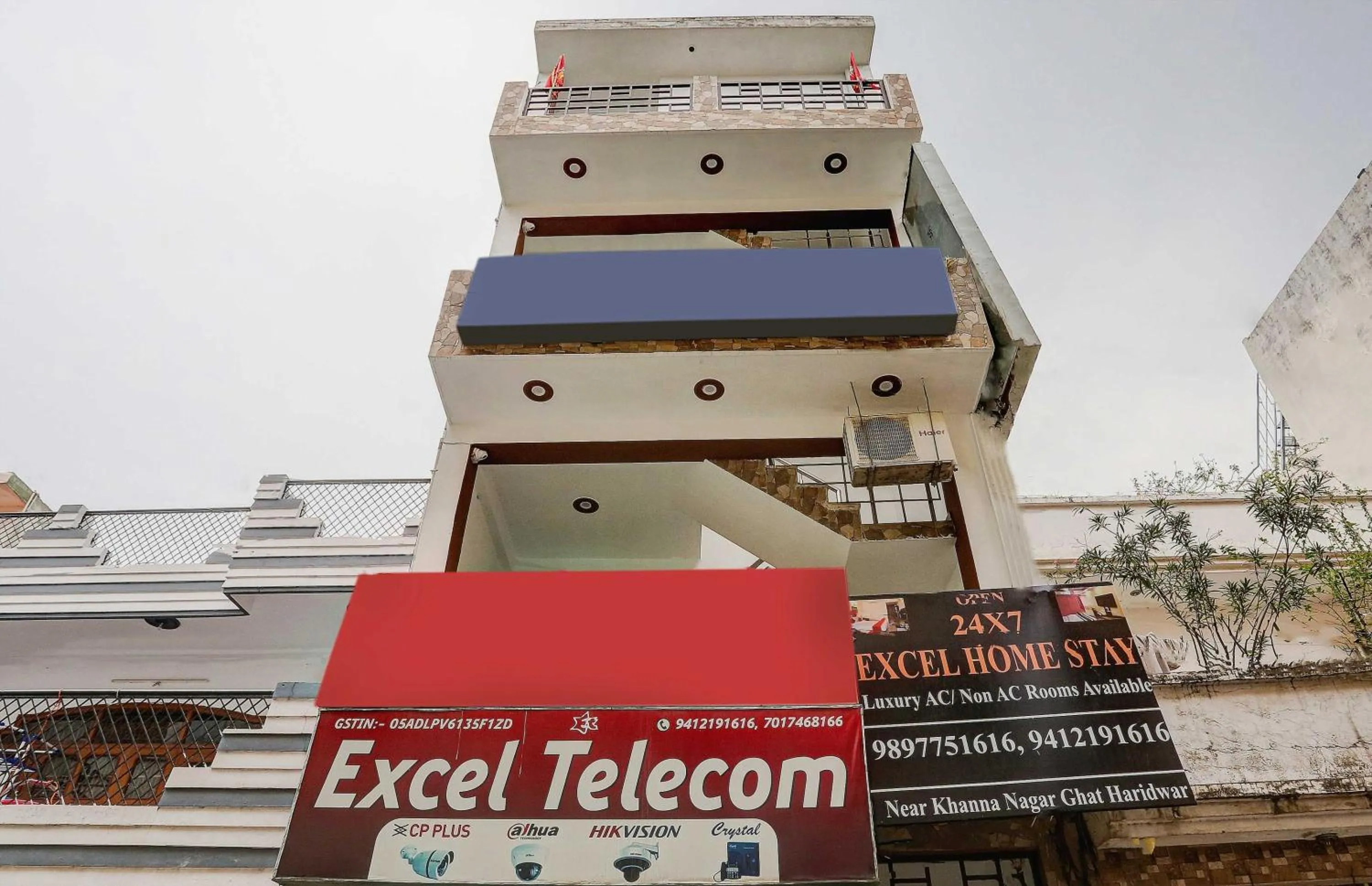 Facade/entrance in Hotel O Excel Home Stay