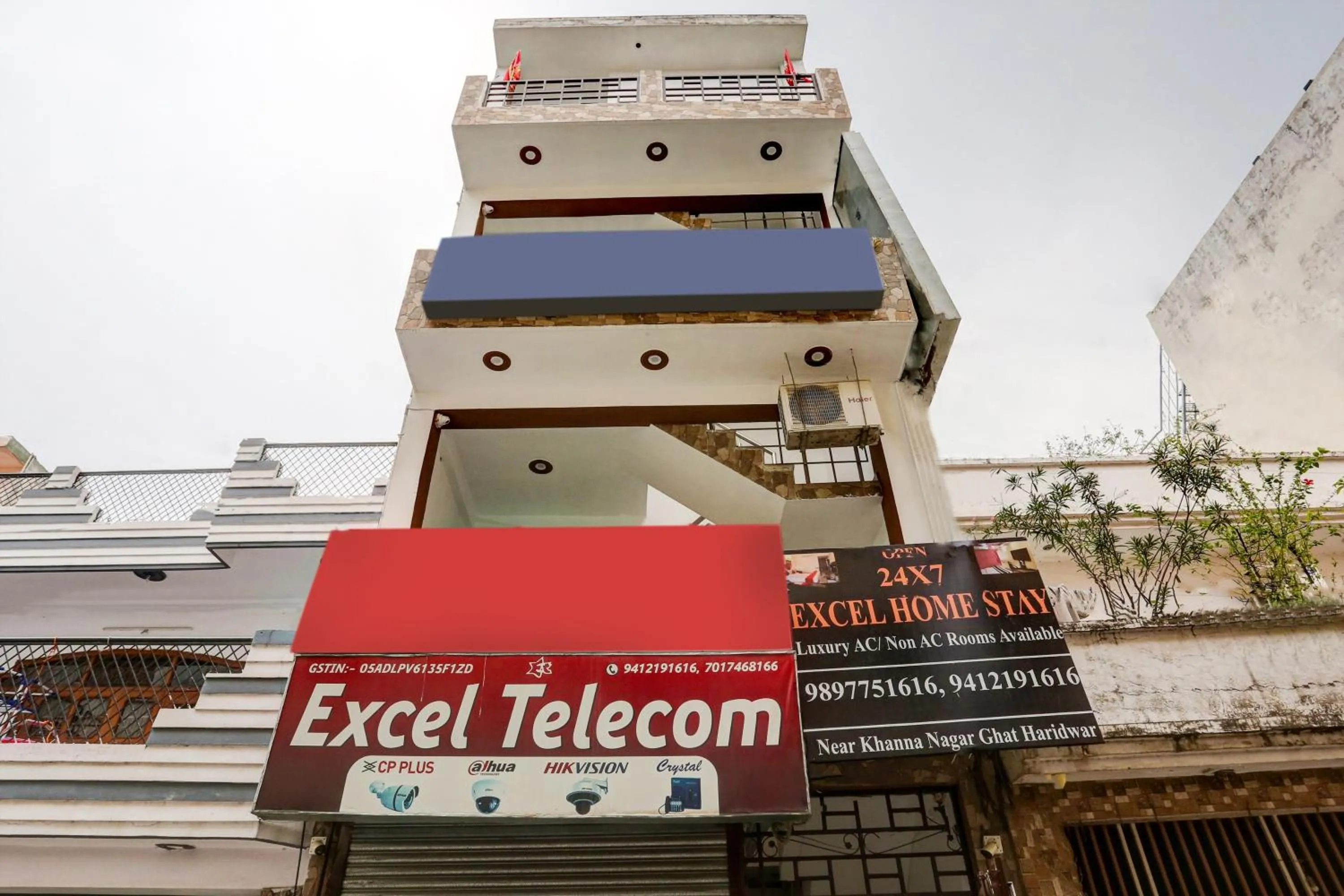 Facade/entrance in Hotel O Excel Home Stay