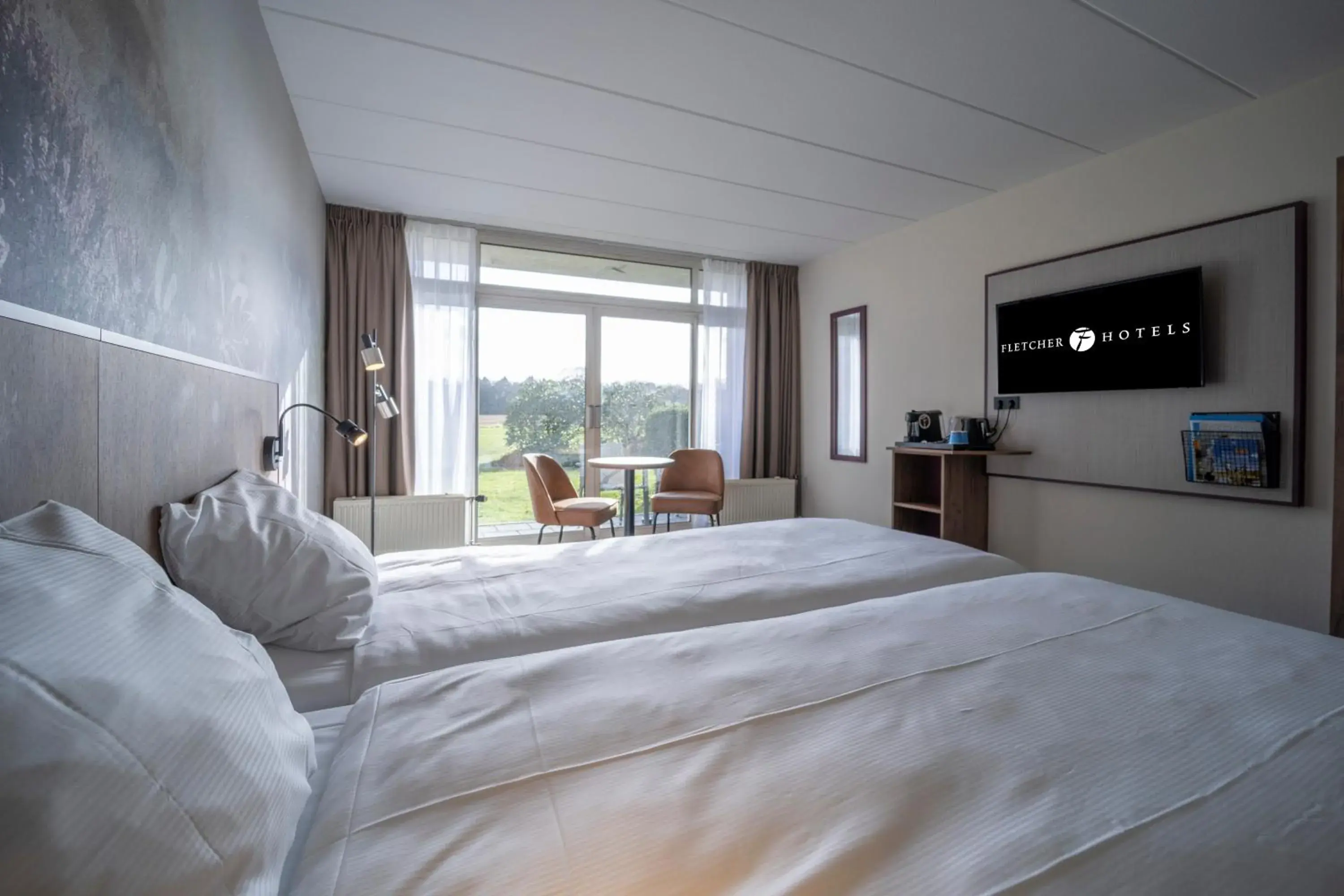 Bed in Fletcher Hotel - Restaurant de Zeegser Duinen Bed in Fletcher Hotel - Restaurant de Zeegser Duinen