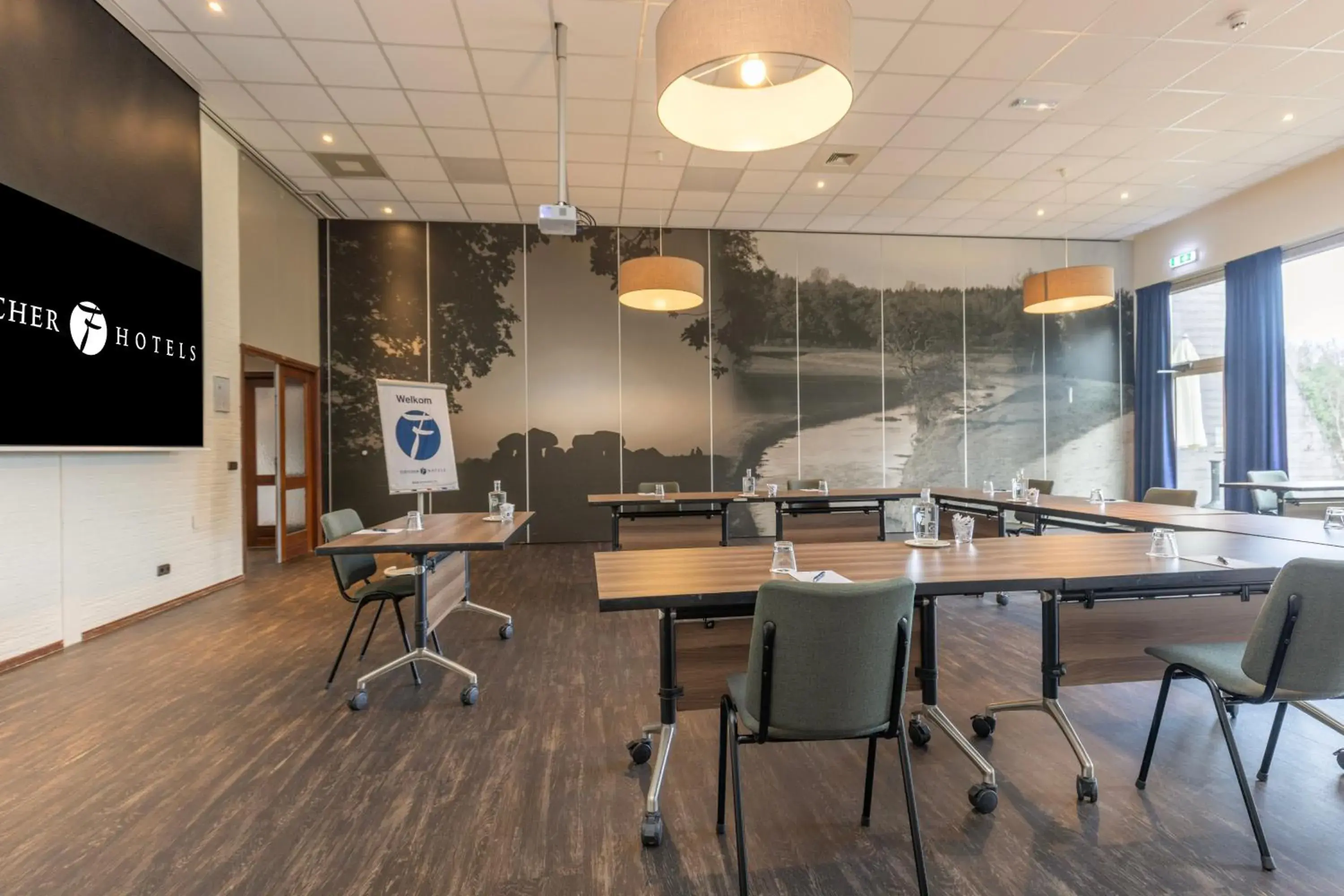 Meeting/conference room in Fletcher Hotel - Restaurant de Zeegser Duinen Meeting/conference room in Fletcher Hotel - Restaurant de Zeegser Duinen