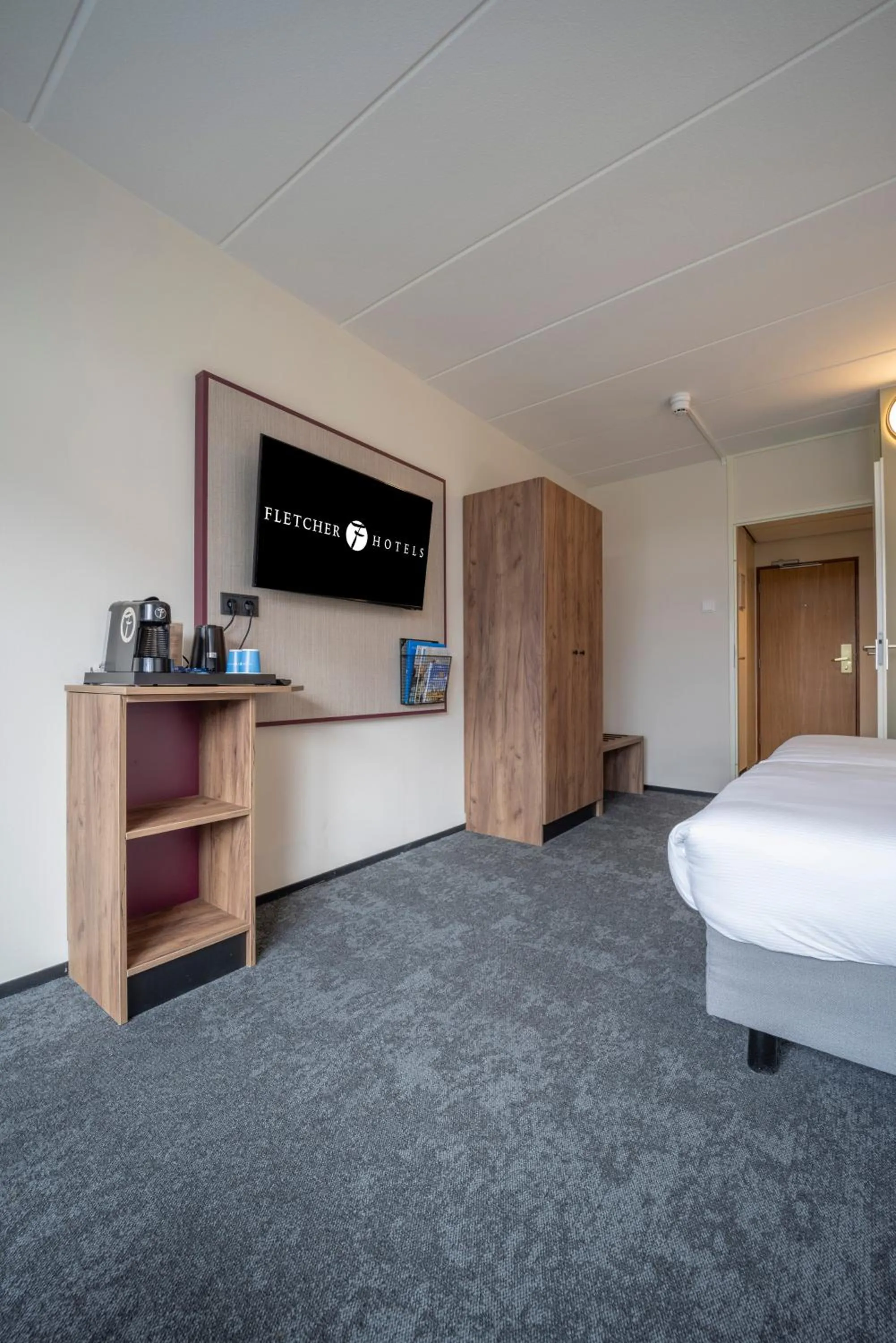 TV and multimedia, Bed in Fletcher Hotel - Restaurant de Zeegser Duinen