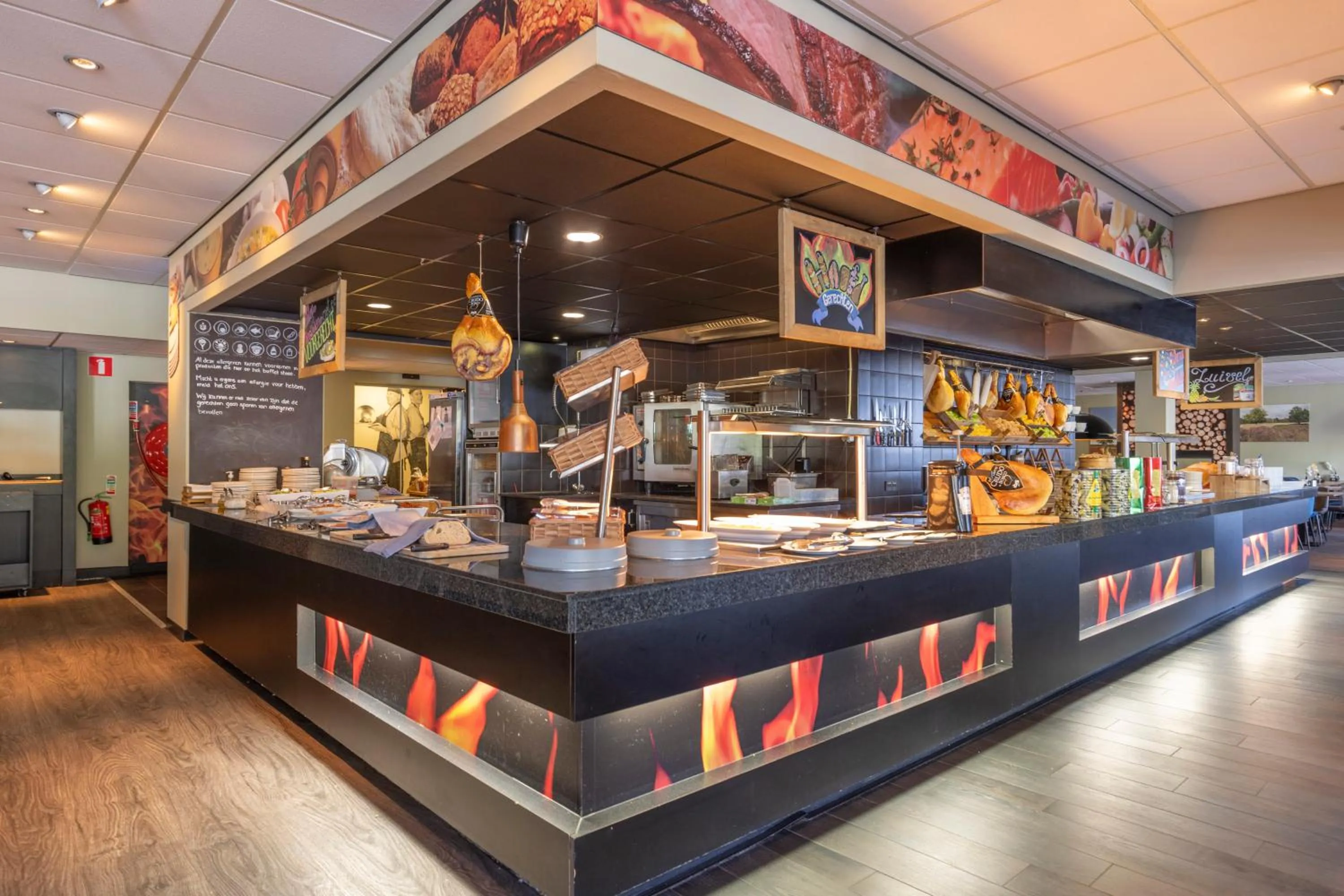 kitchen in Fletcher Hotel - Restaurant de Zeegser Duinen