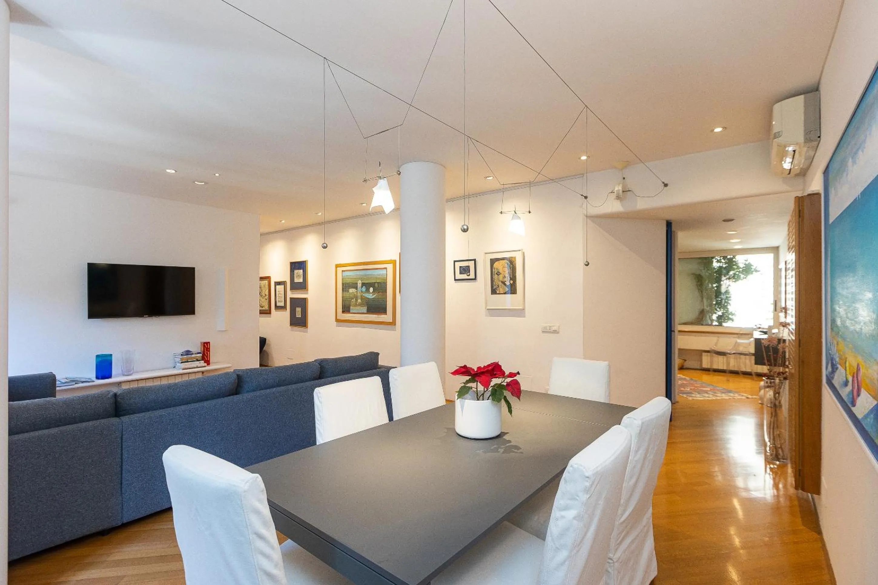 Communal lounge/ TV room in San Gioacchino View by Rental in Rome