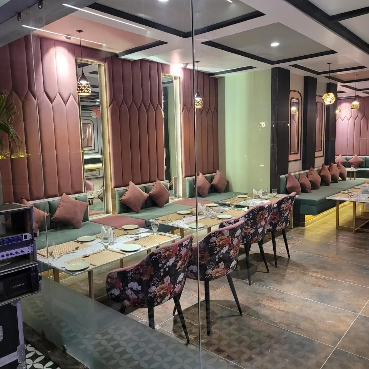 Country Green Hotel & Banquet