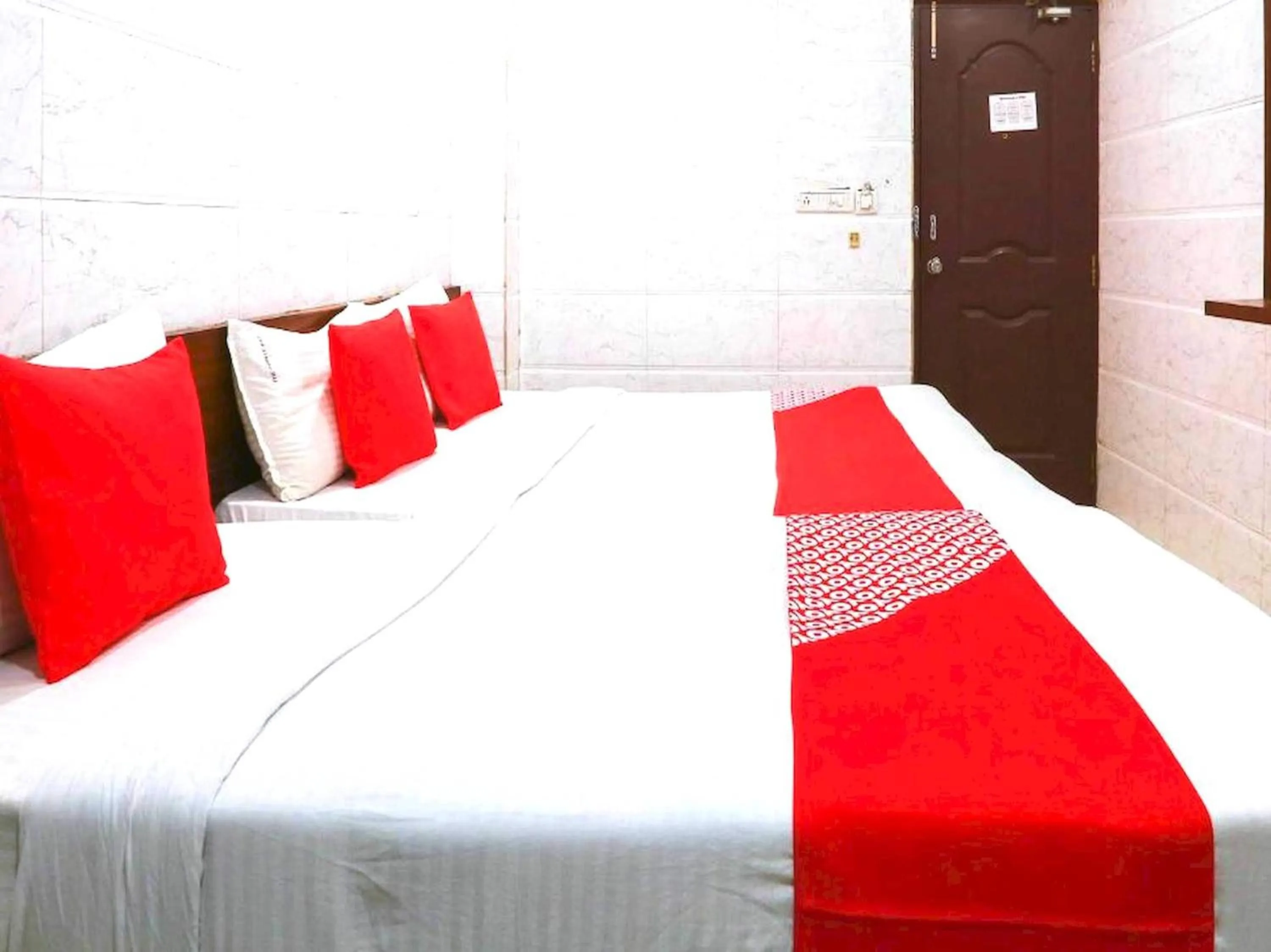 Bedroom, Bed in Hotel O The prince Park