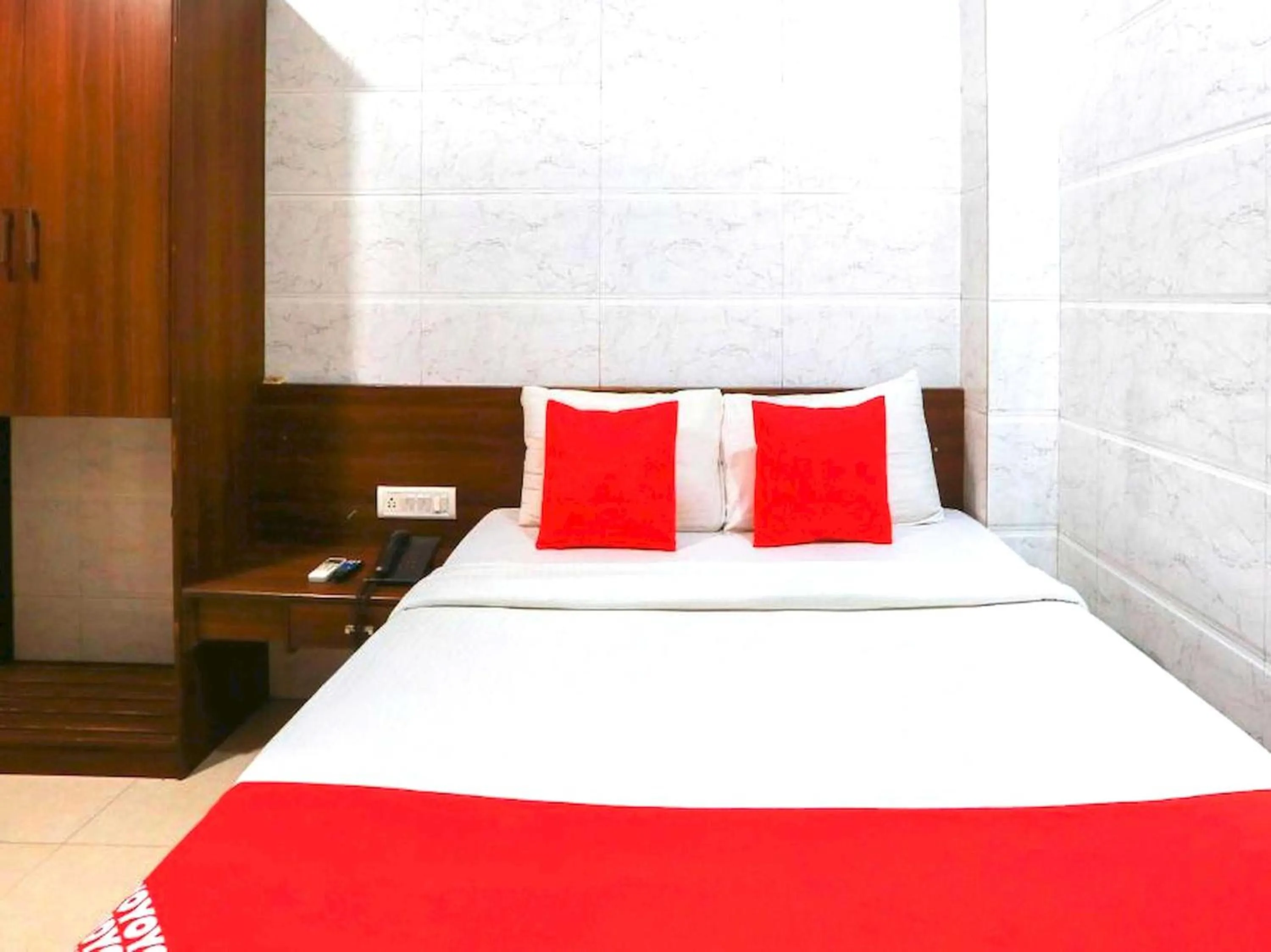 Bedroom, Bed in Hotel O The prince Park