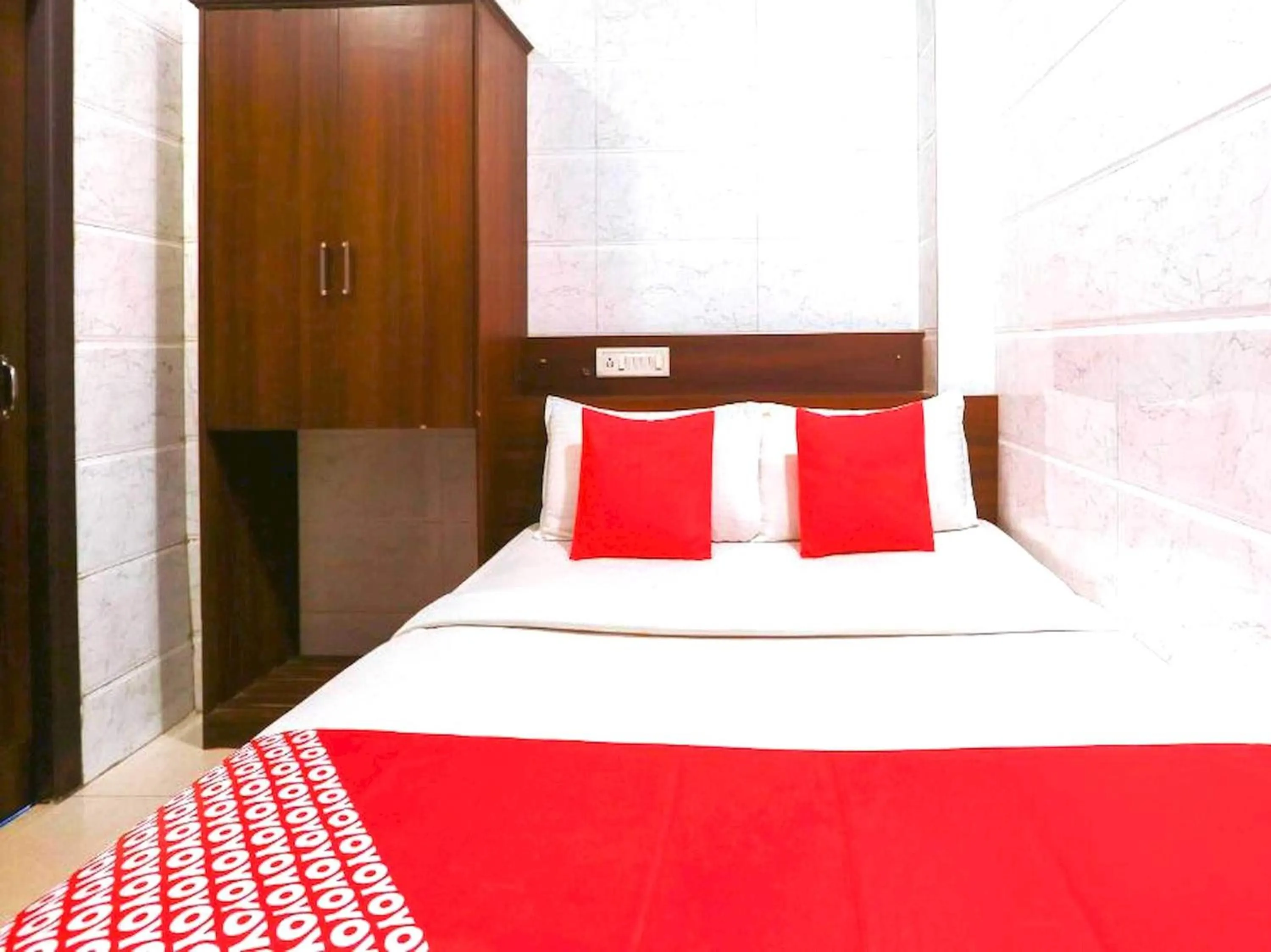 Bedroom, Bed in Hotel O The prince Park