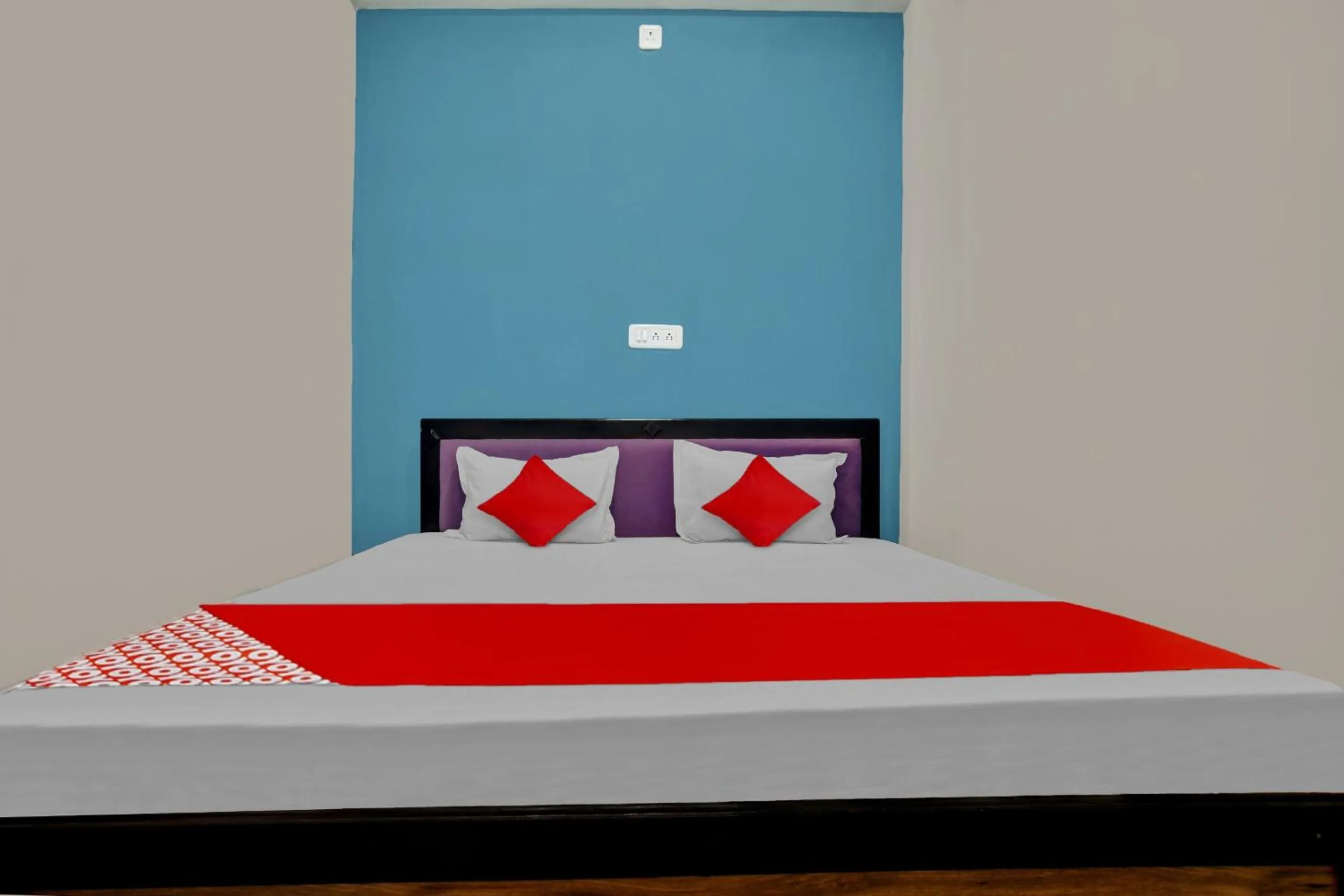 Bedroom in Hotel O Choice Inn