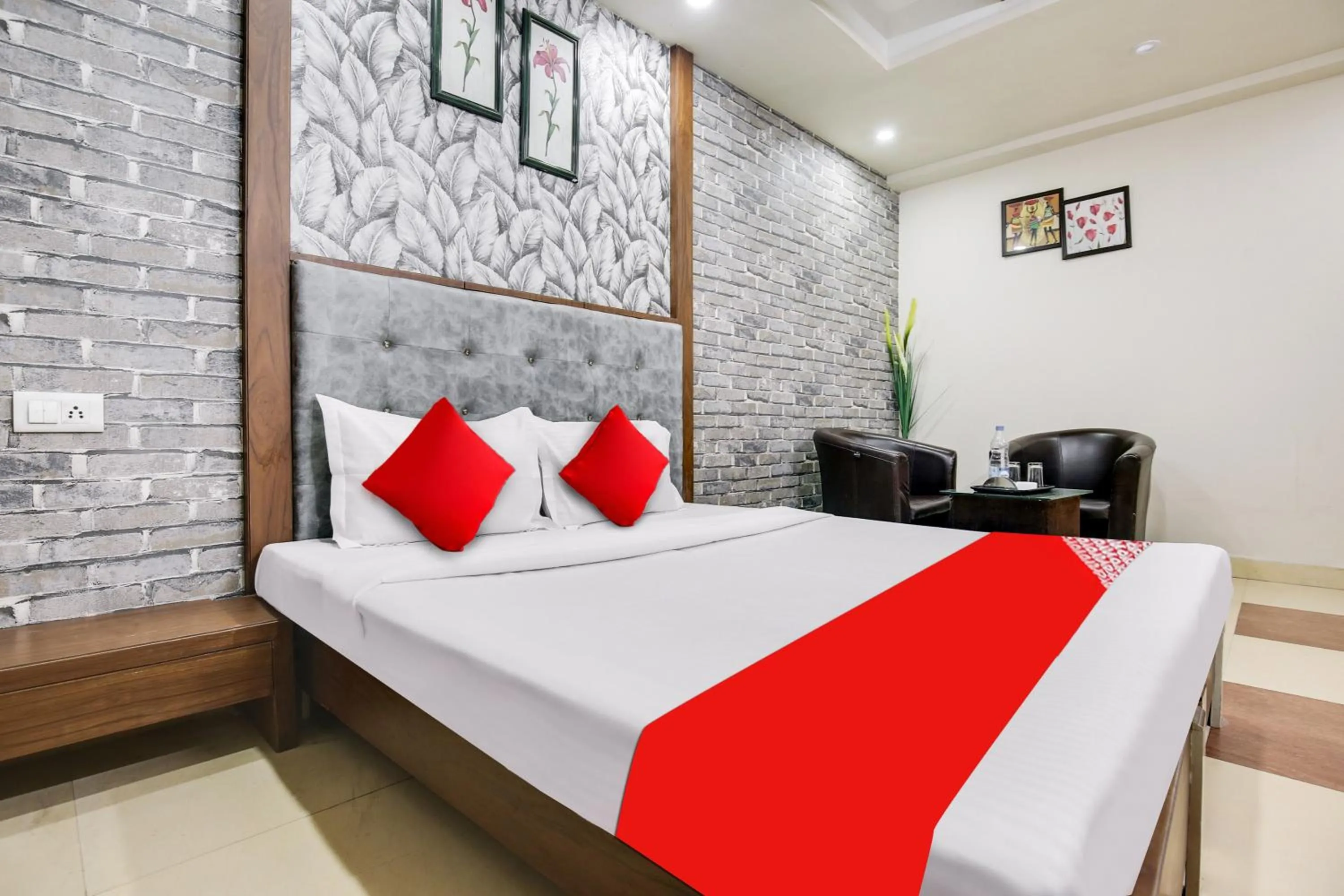 Bedroom, Bed in Hotel O Inder Inn