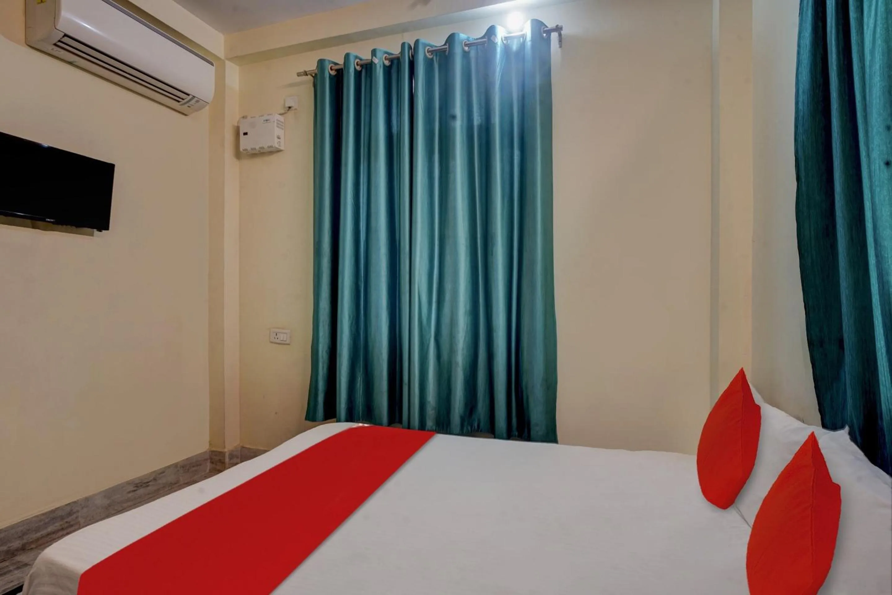 Bedroom in Hotel O Vibrant Inn