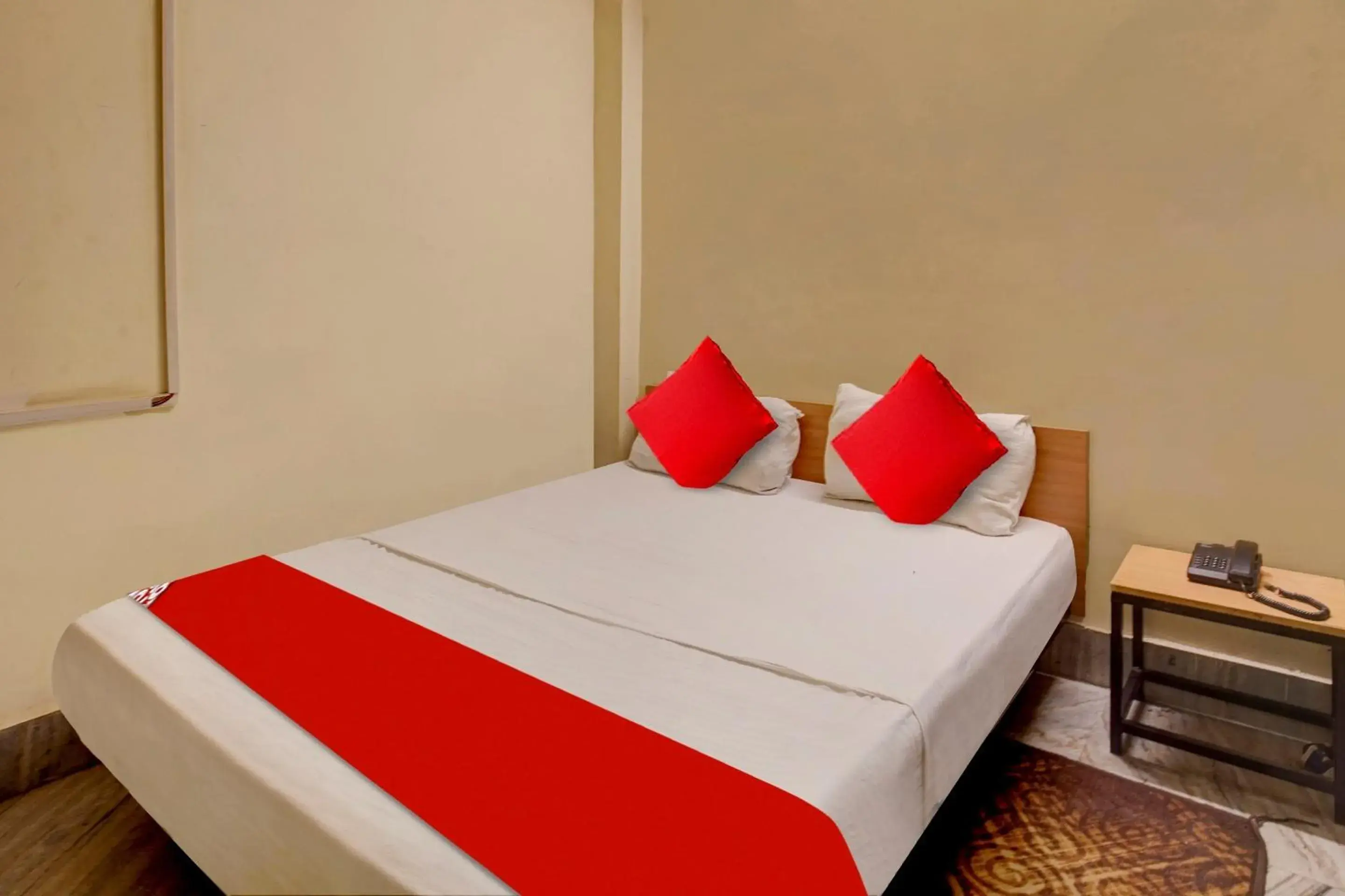 Facade/entrance, Bed in Hotel O Vibrant Inn Facade/entrance, Bed in Hotel O Vibrant Inn