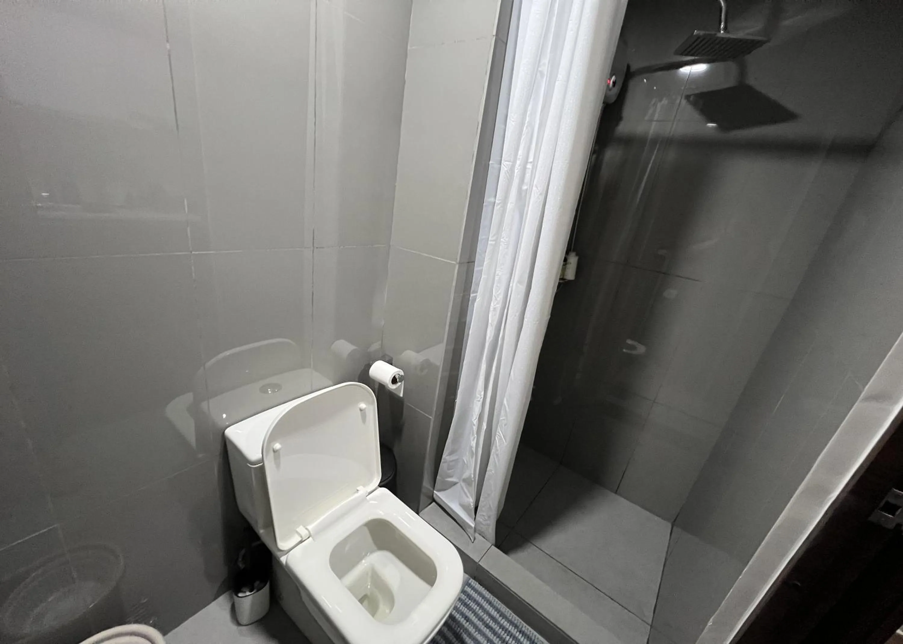 Bathroom in Luxury Air Residences By Makati