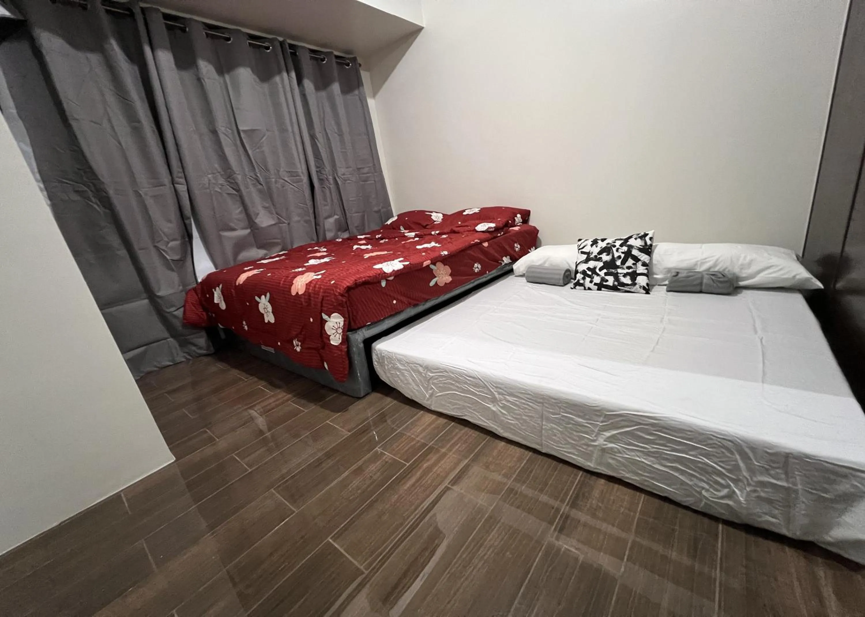 Bed in Luxury Air Residences By Makati