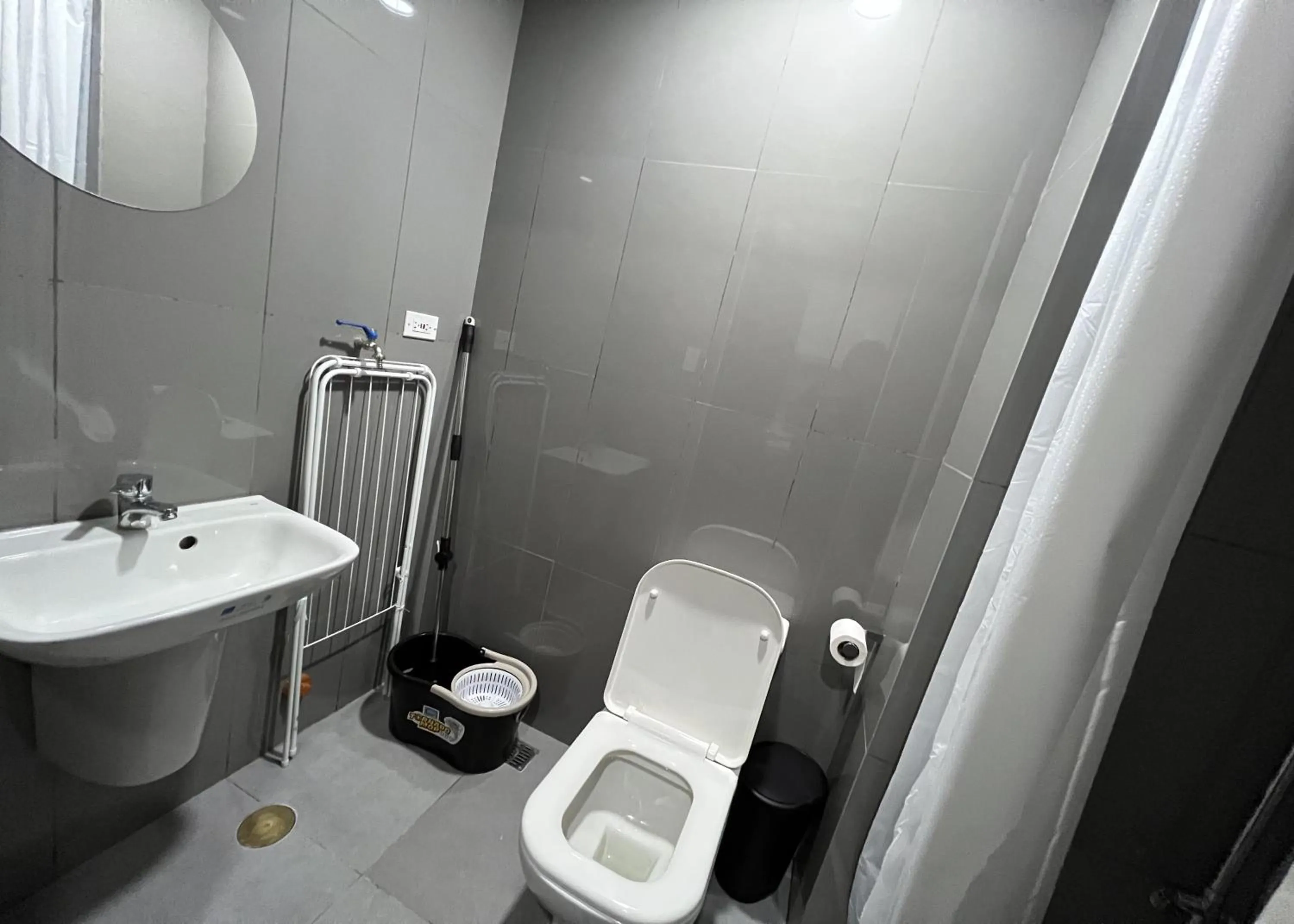 Bathroom in Luxury Air Residences By Makati