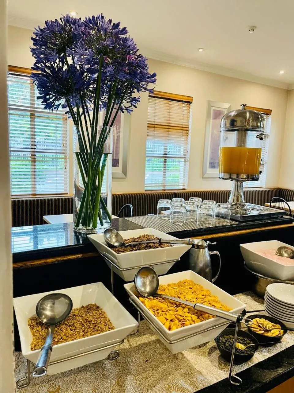 Breakfast in Road Lodge Isando