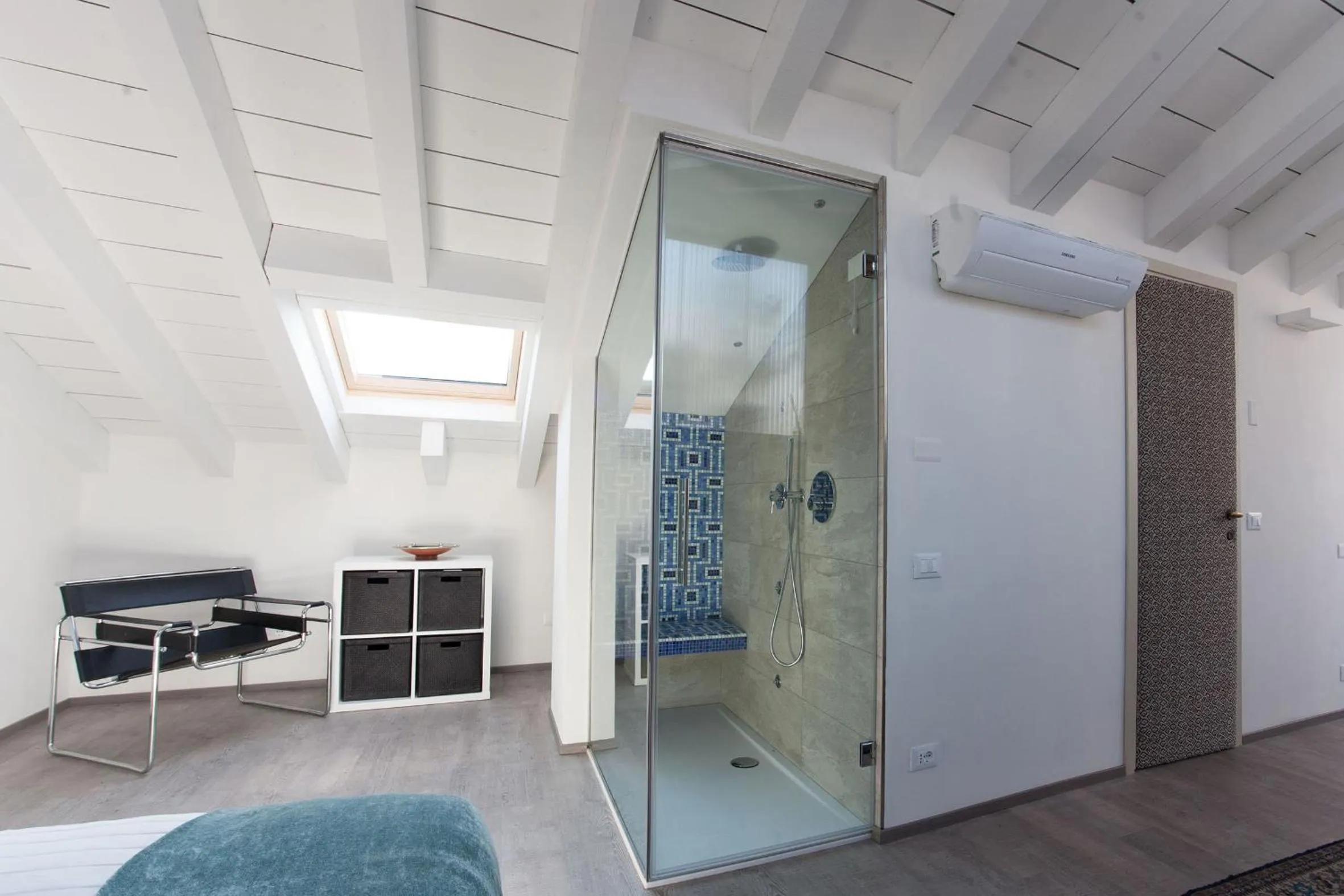 Shower in San Clemente