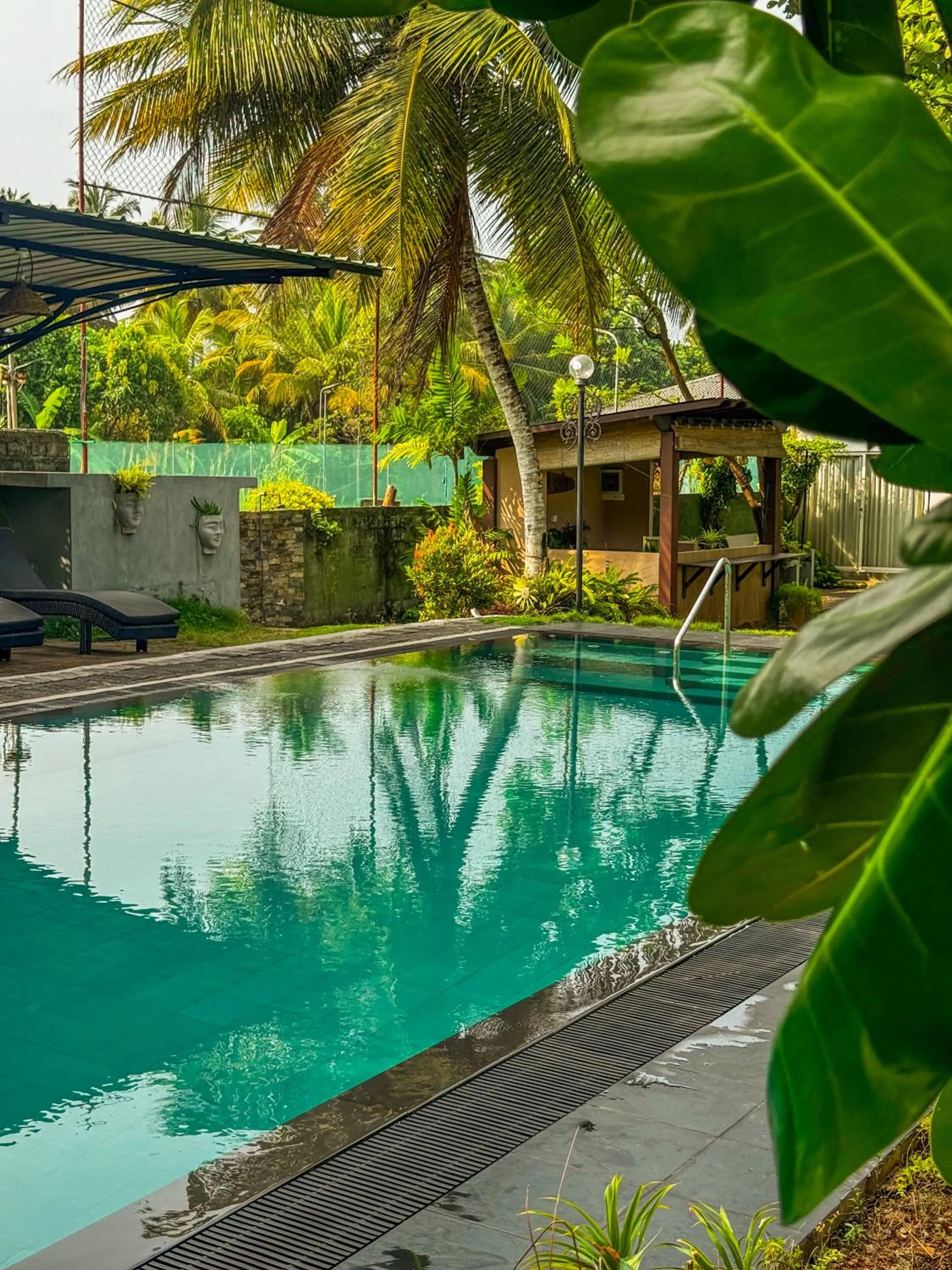 Swimming pool in Villa Sarakkuwa