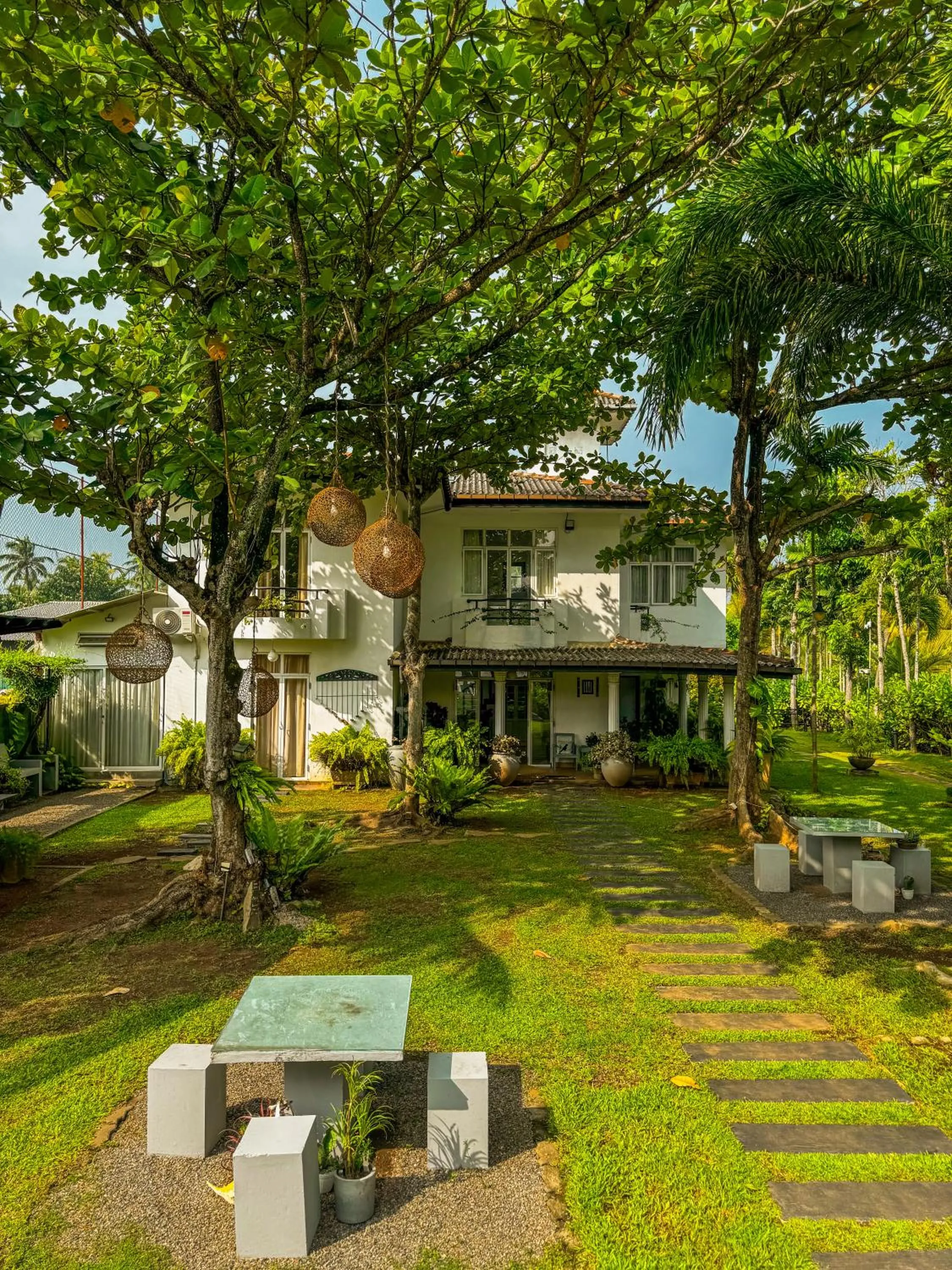 Property building in Villa Sarakkuwa