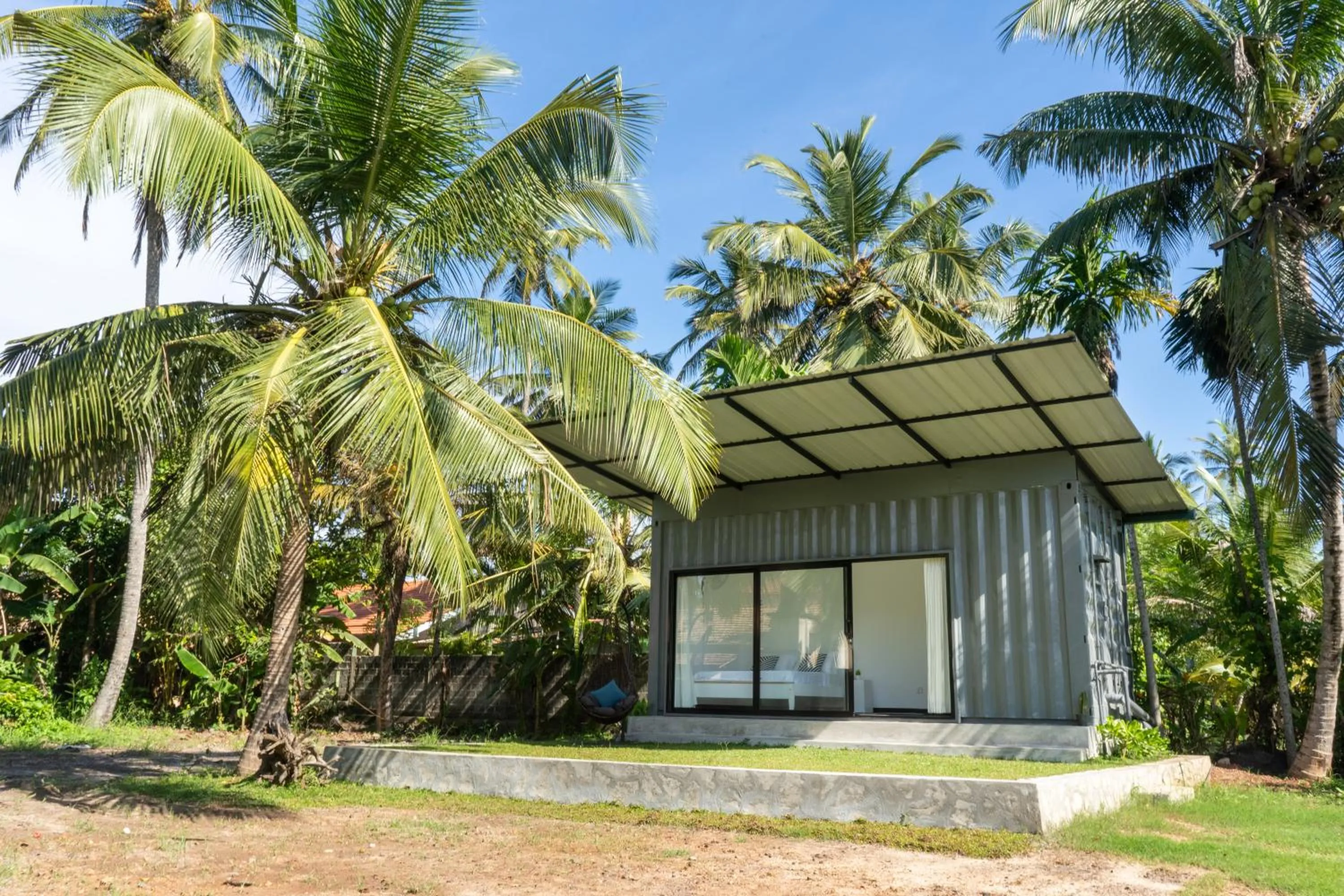 Property building in Villa Sarakkuwa