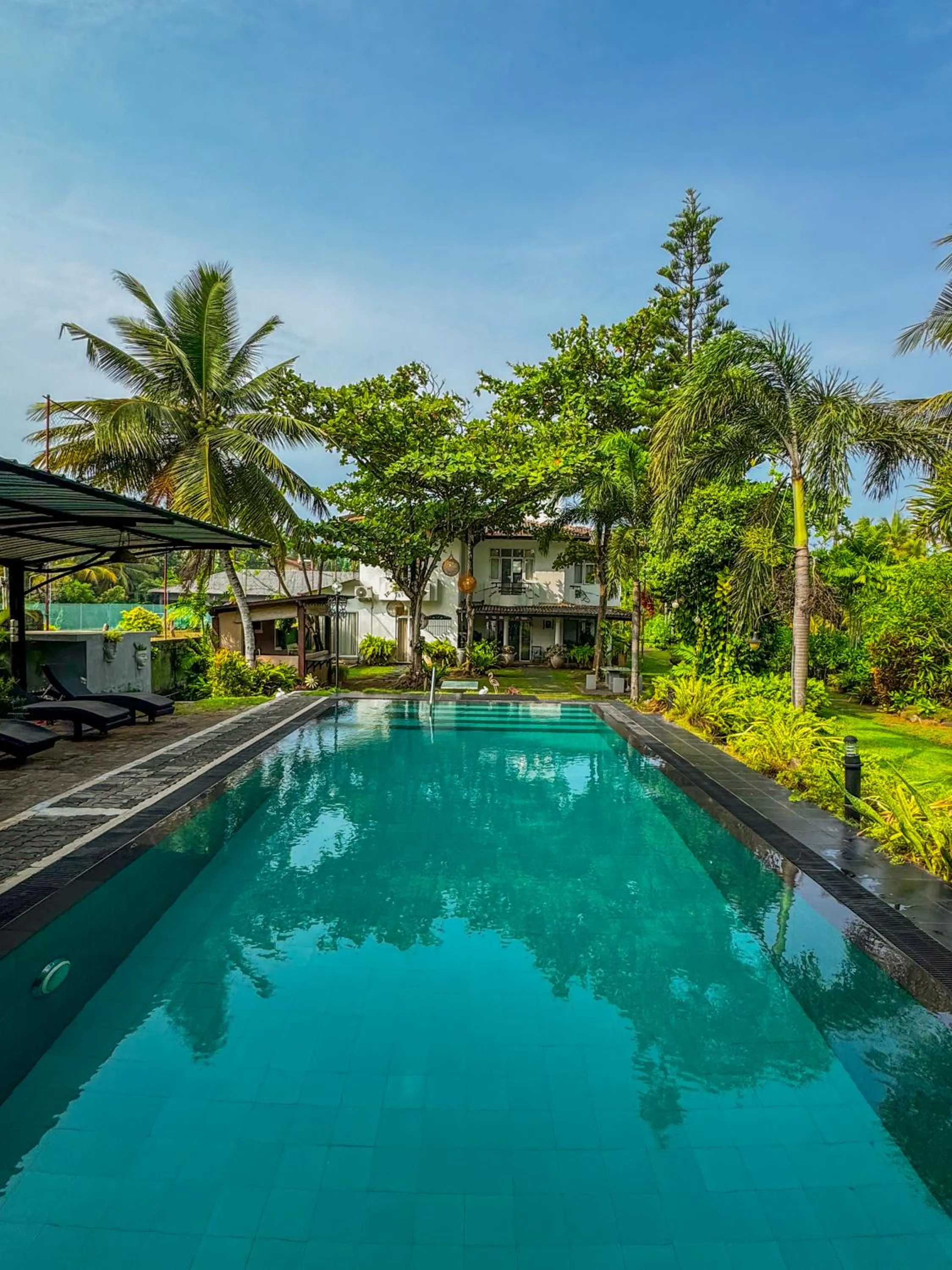 Property building in Villa Sarakkuwa