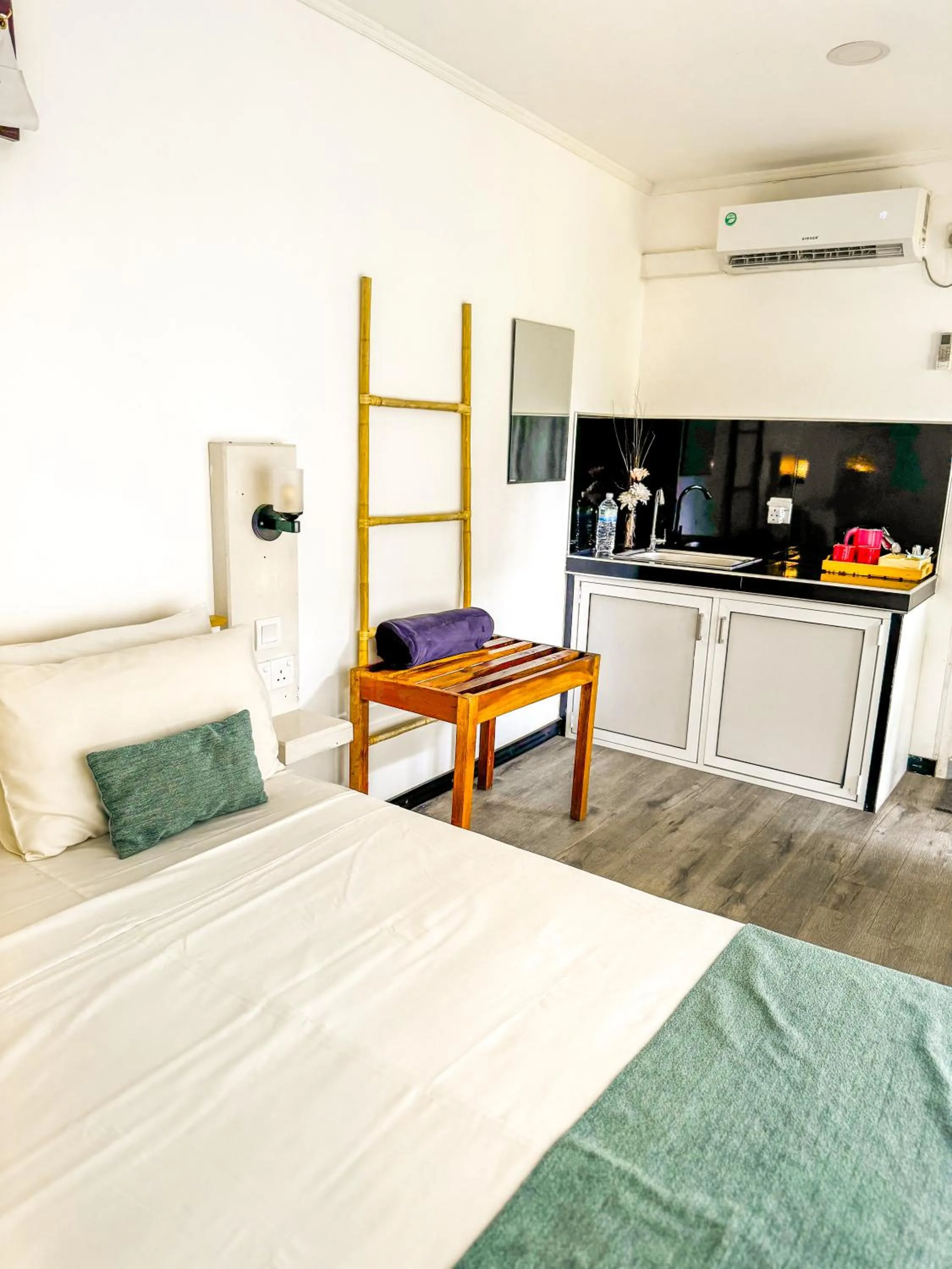 Coffee/tea facilities, Bed in Villa Sarakkuwa