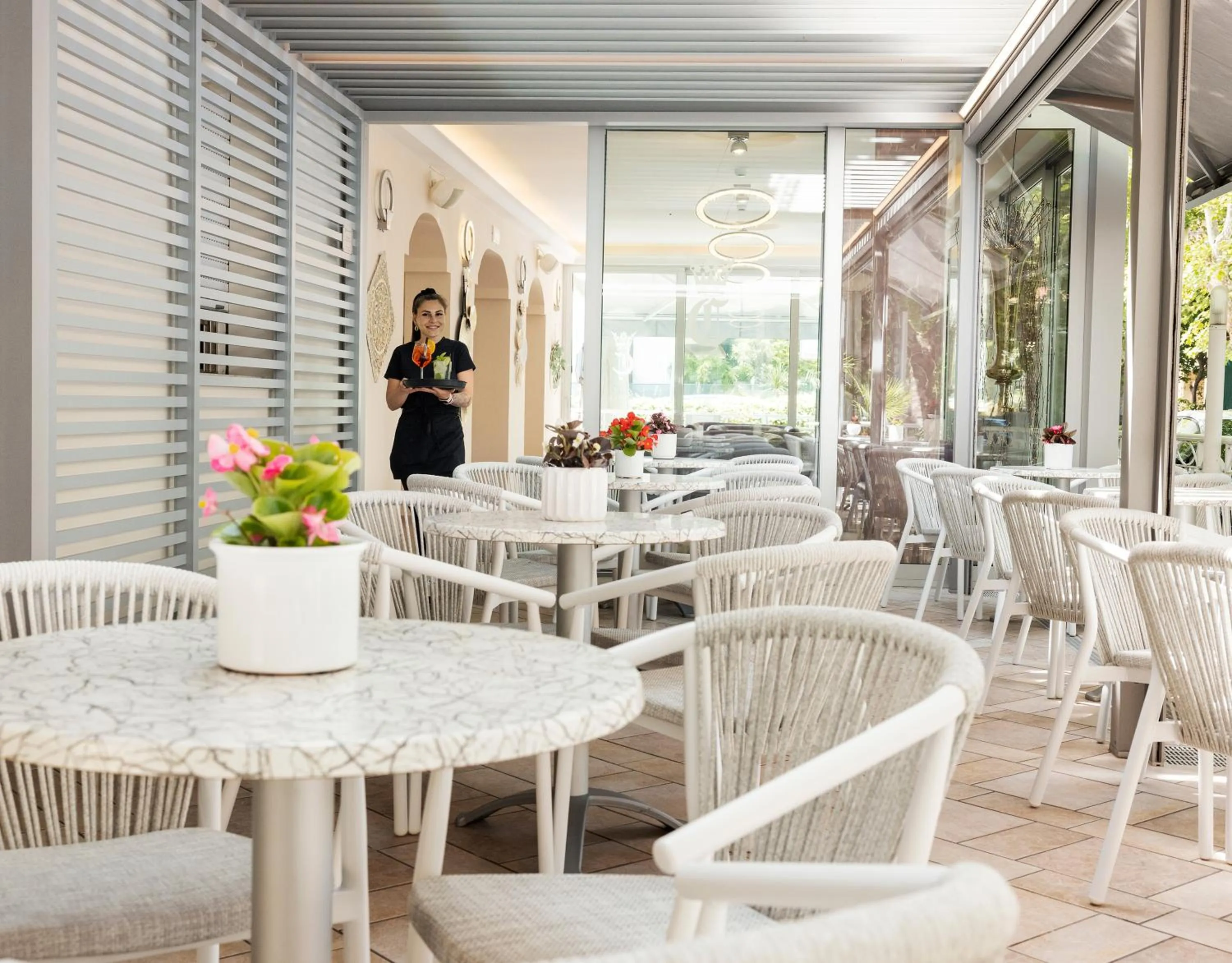 Restaurant/places to eat in Hotel Castellucci