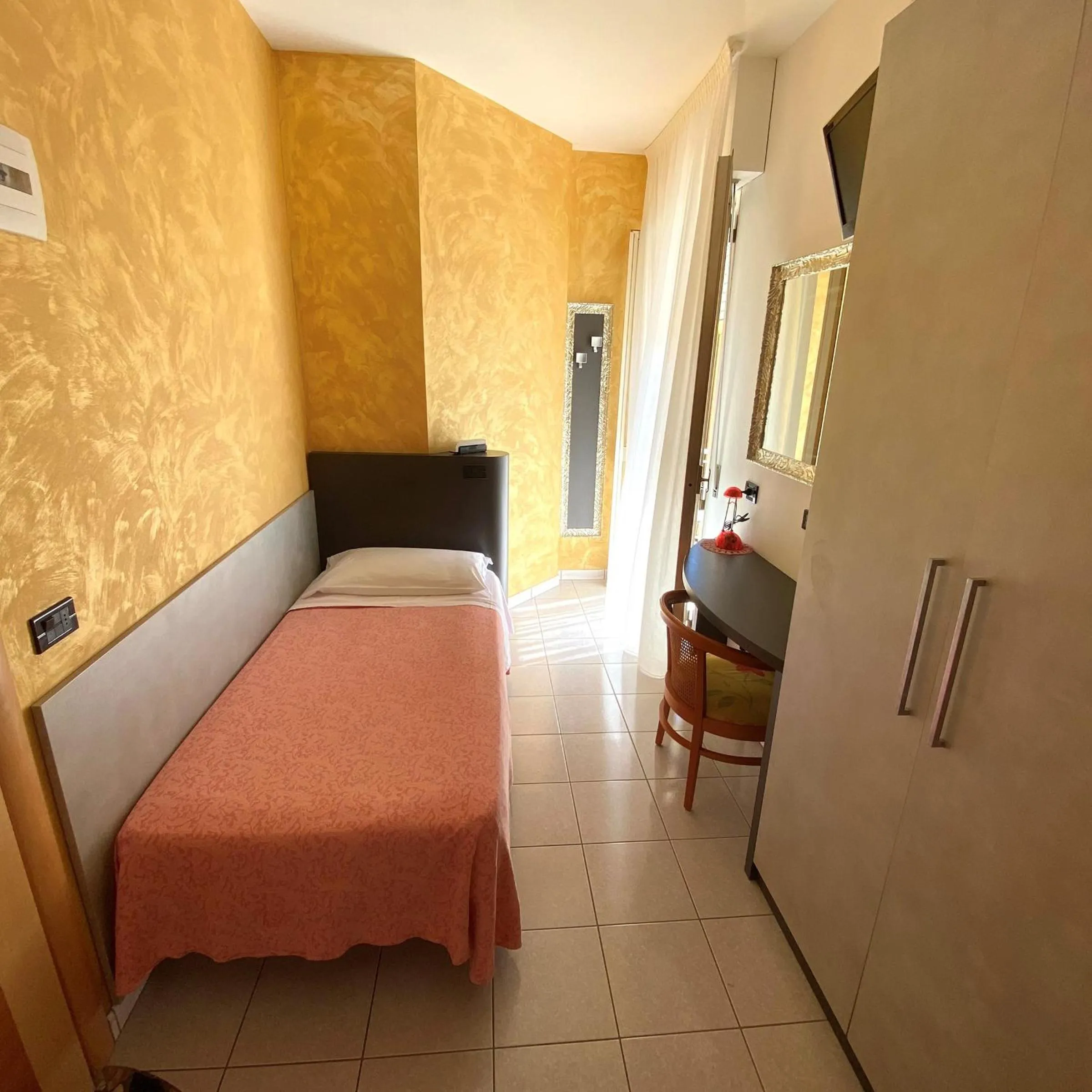 Bedroom, Bed in Hotel Castellucci