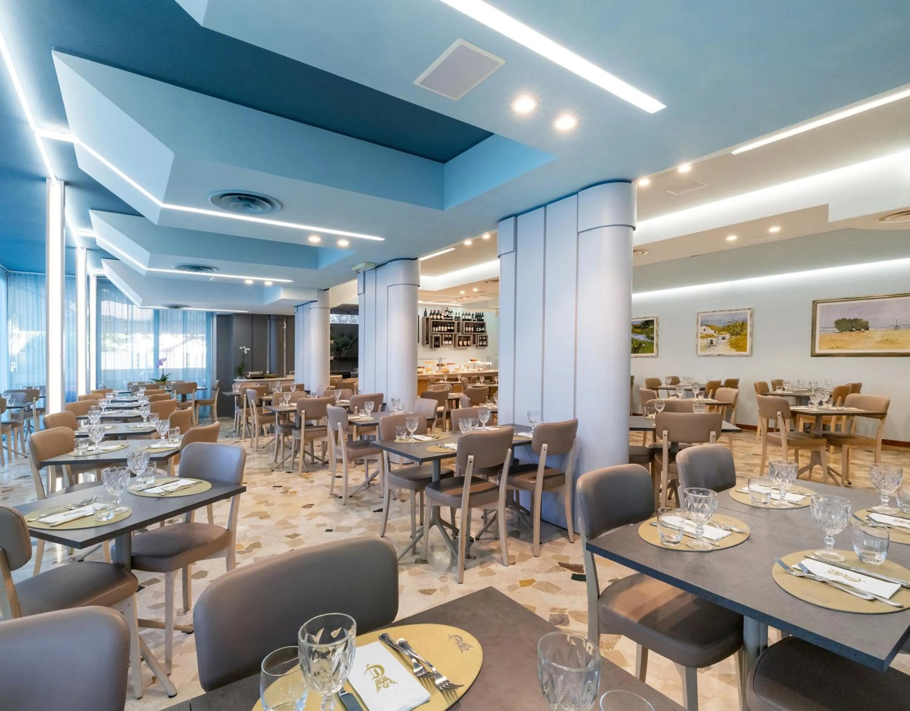 Restaurant/places to eat in Hotel Castellucci