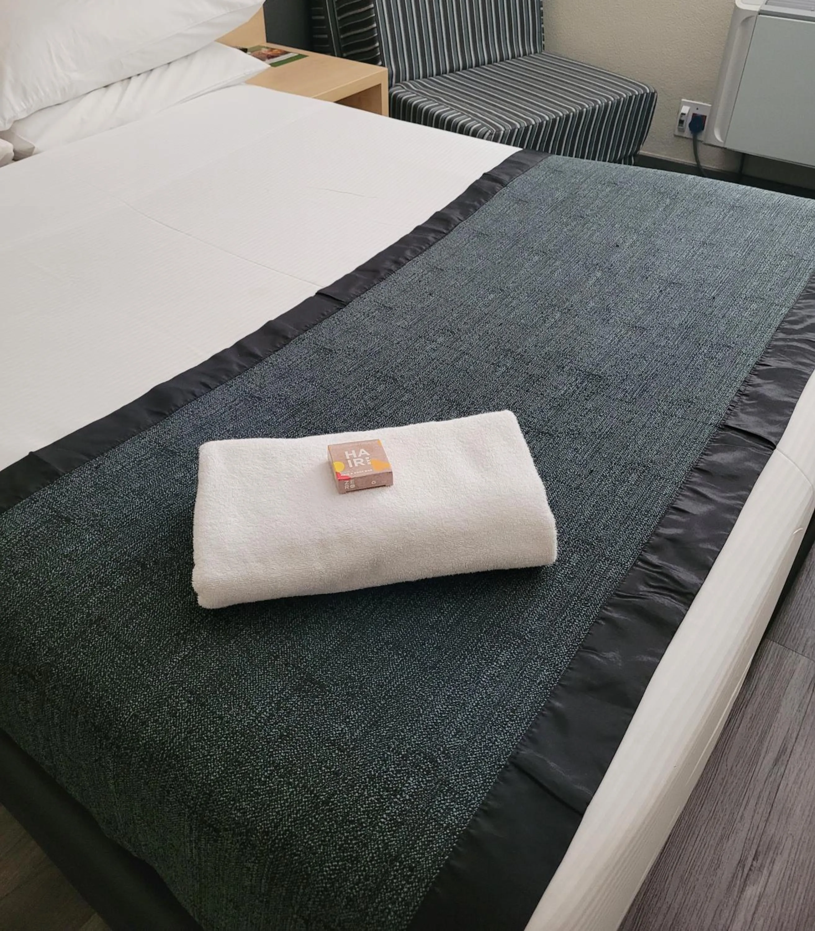 Property building, Bed in Road Lodge Rivonia