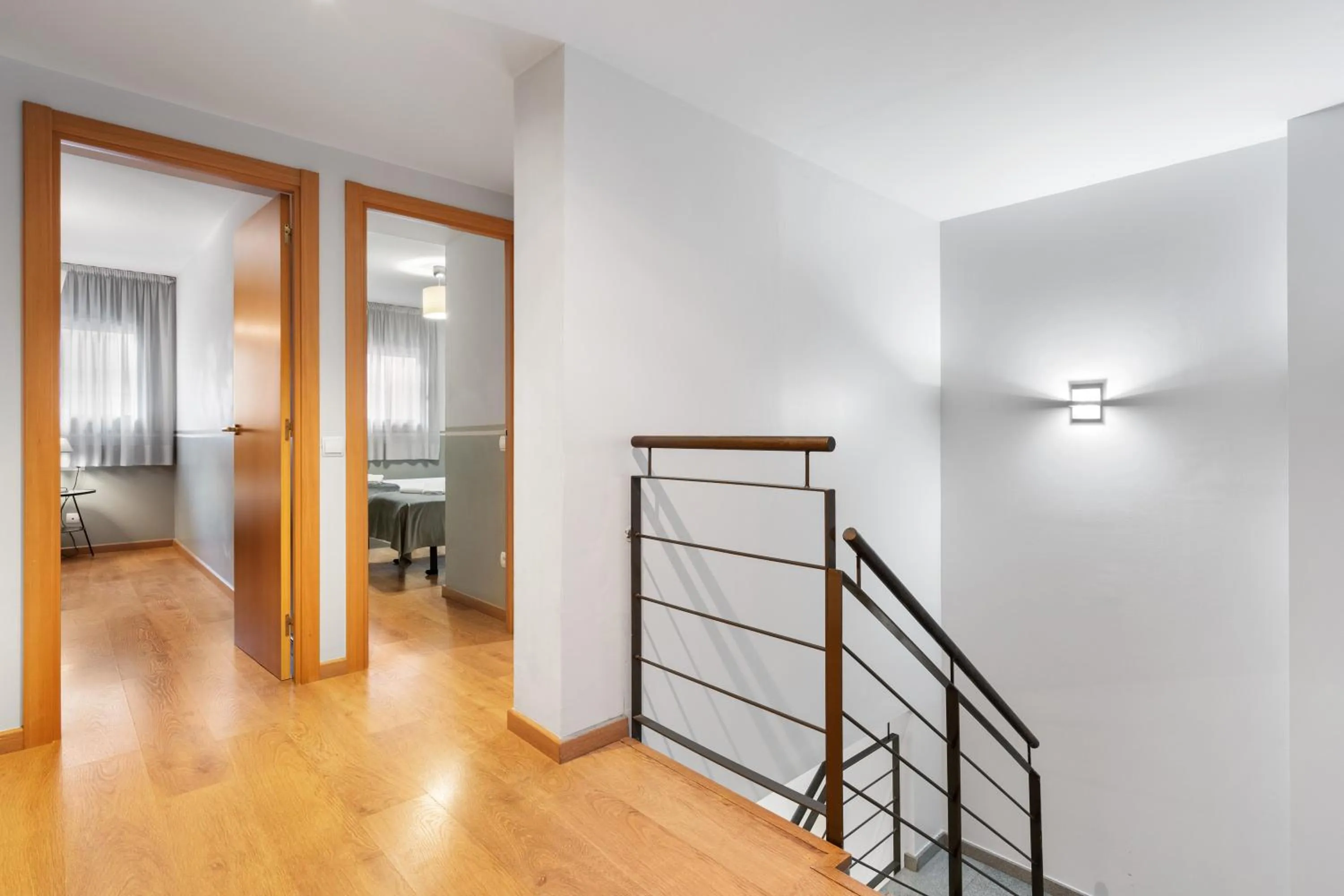 Photo of the whole room, Bed in Sensation Authentic Gràcia