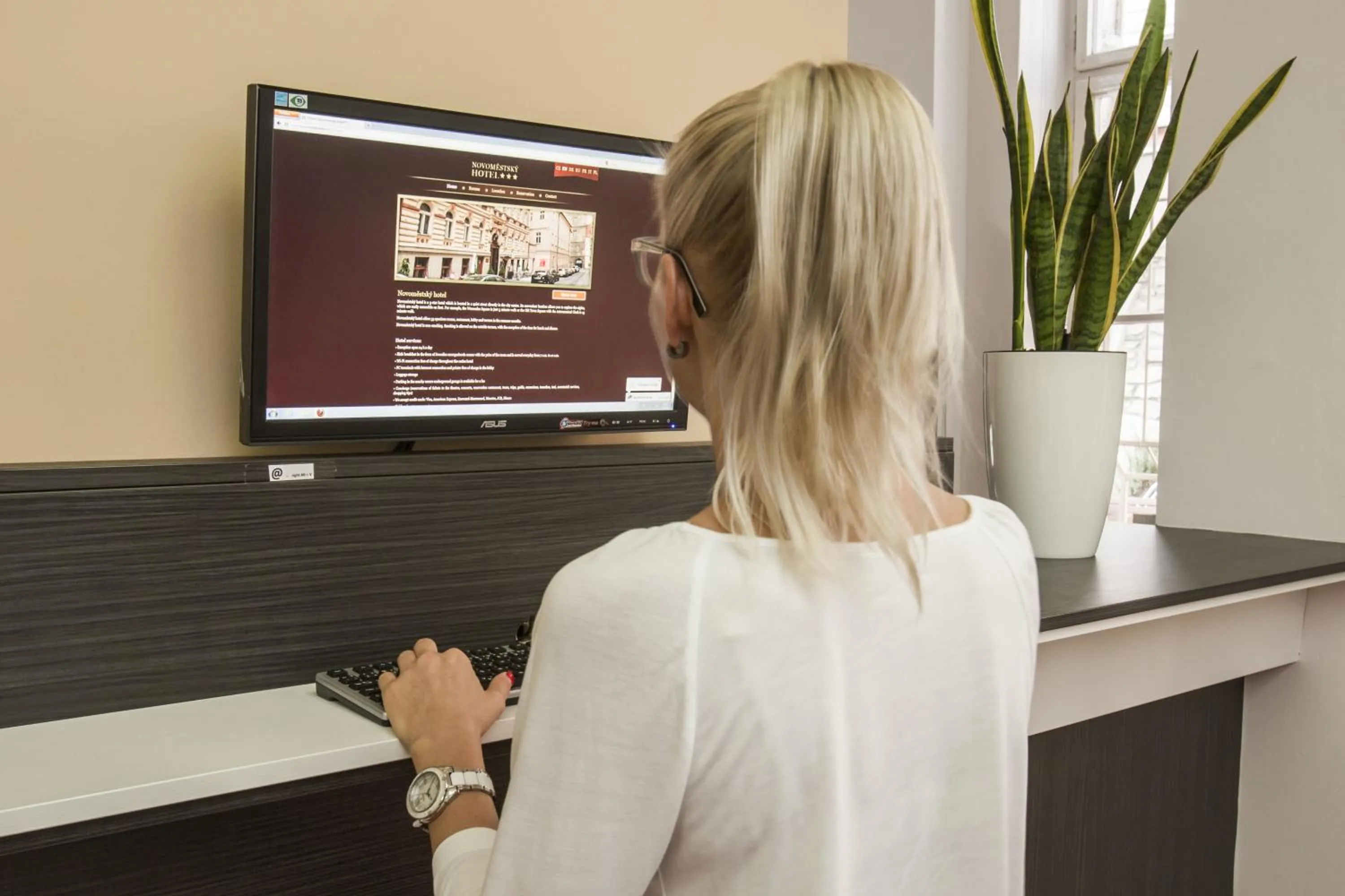 Lobby or reception in Novoměstský hotel