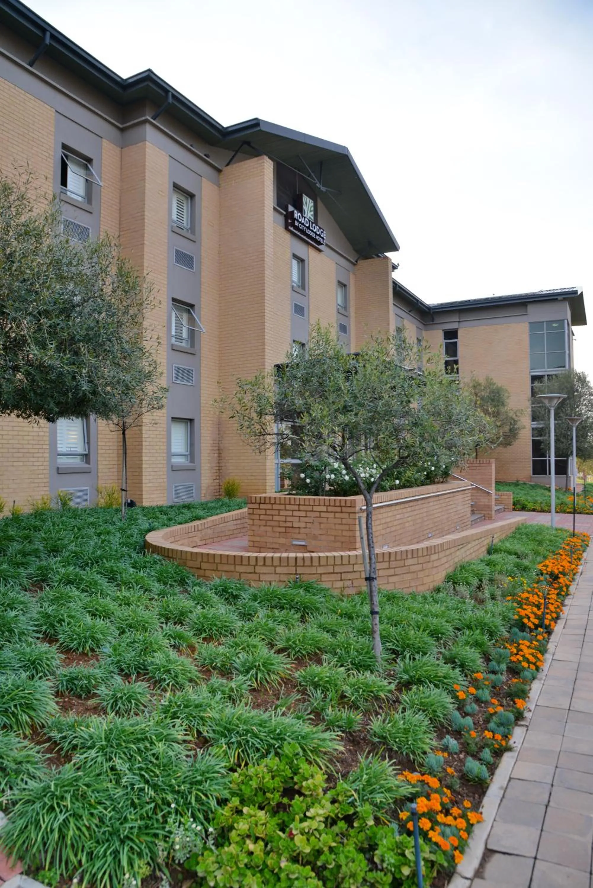 Property building in Road Lodge Southgate