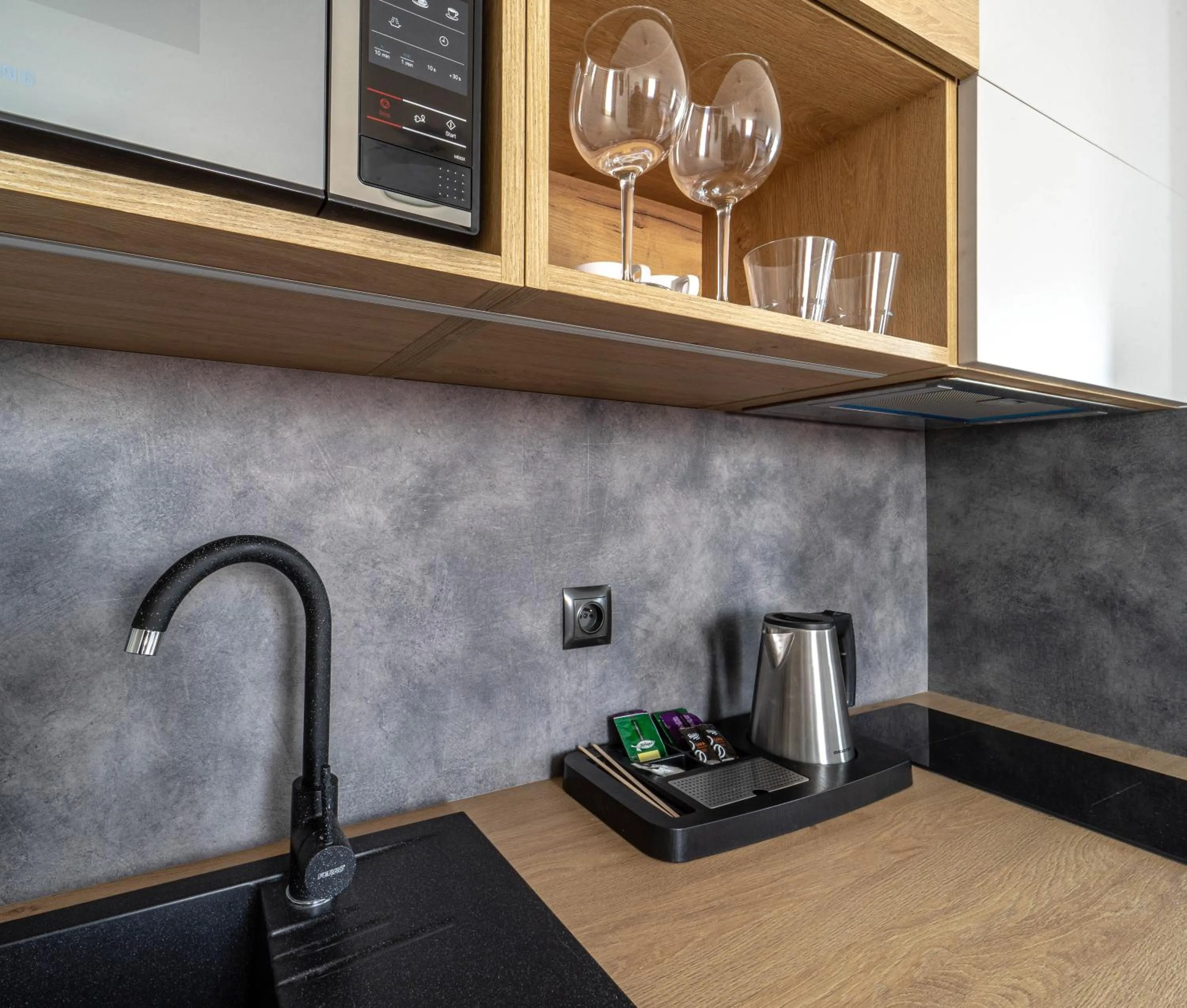 Coffee/tea facilities in Milo Aparthotel