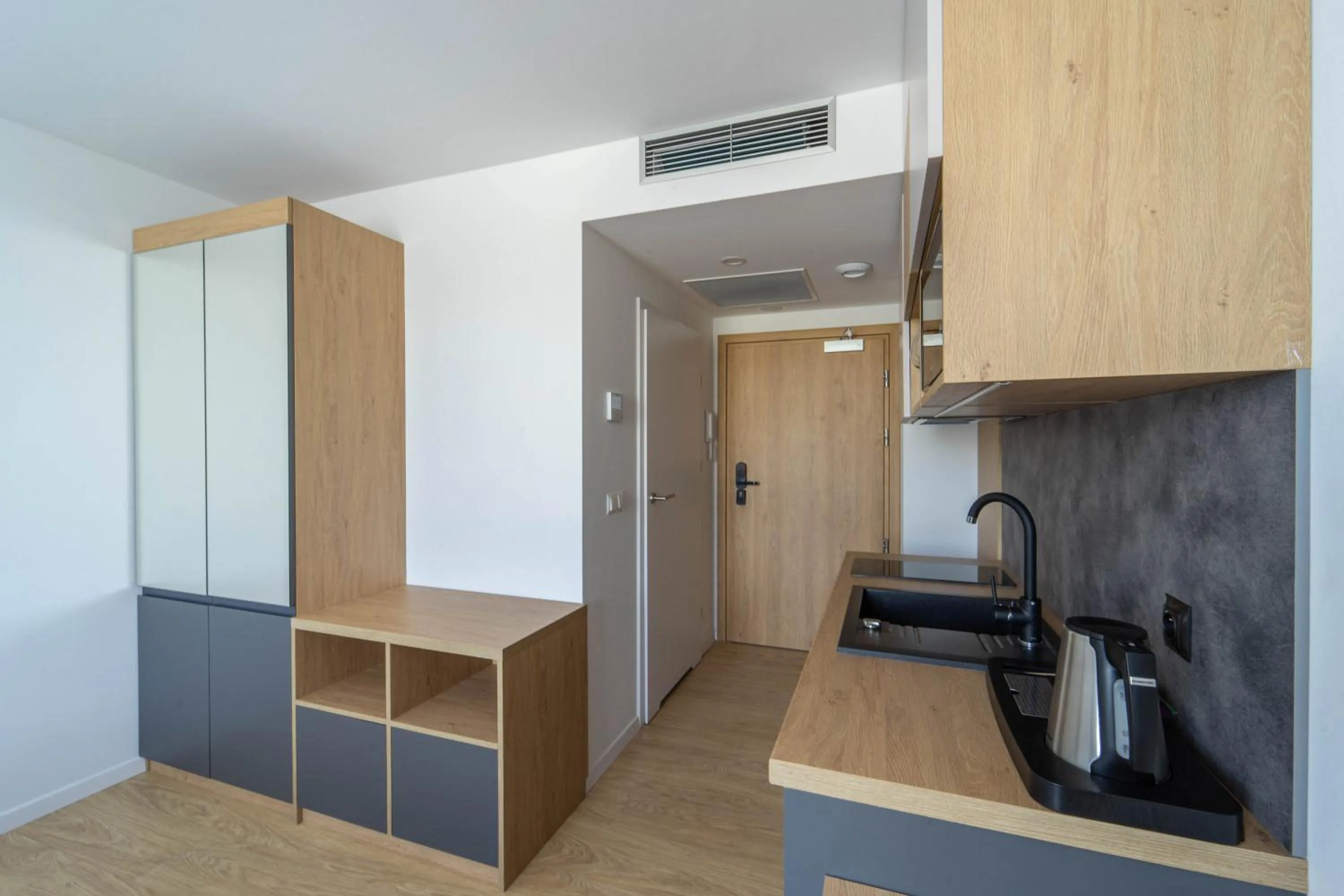 Coffee/tea facilities in Milo Aparthotel