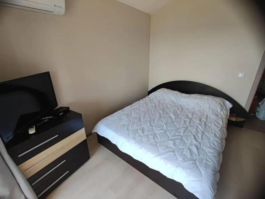 Bed in The View Apartment