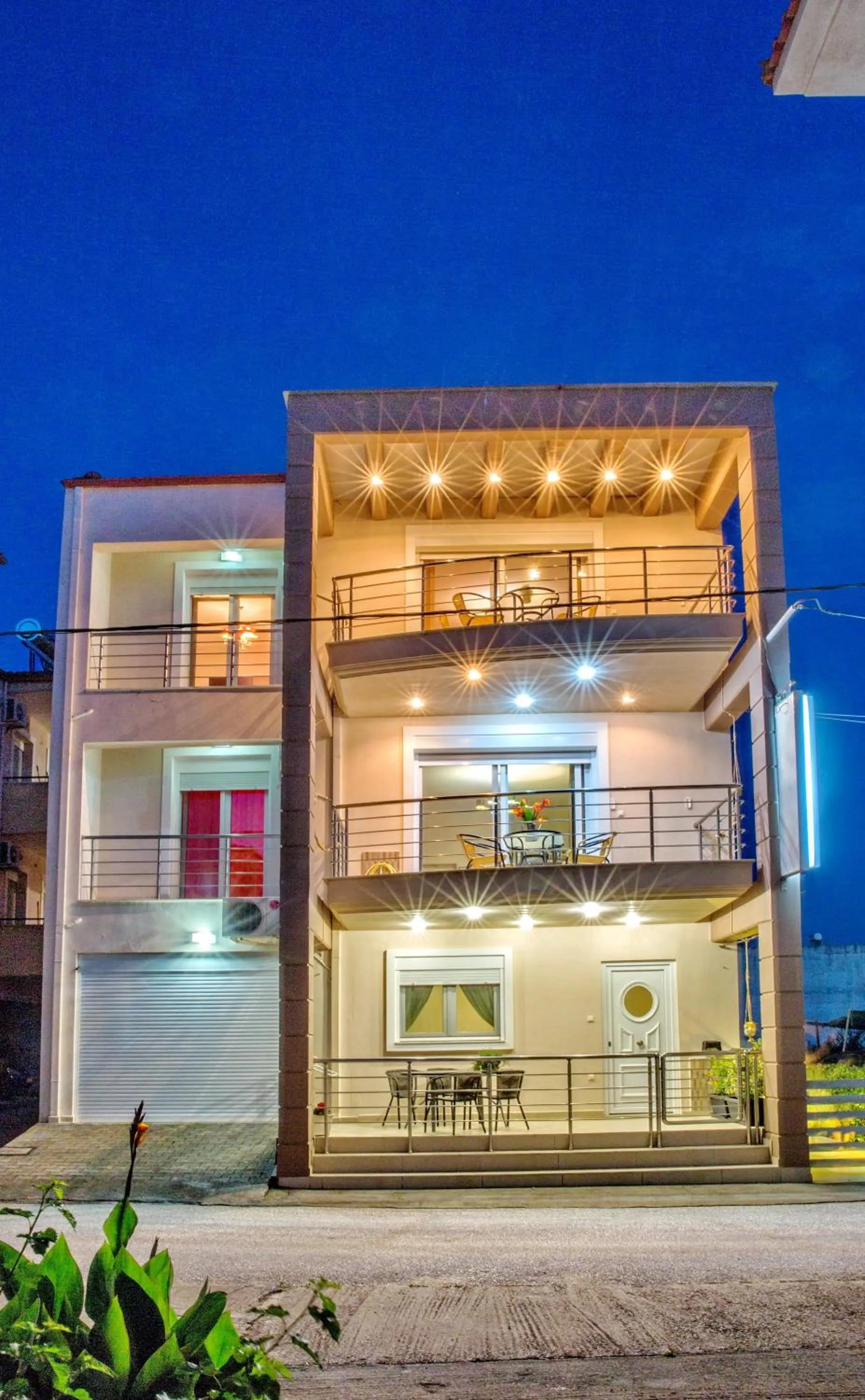 Golden Suites