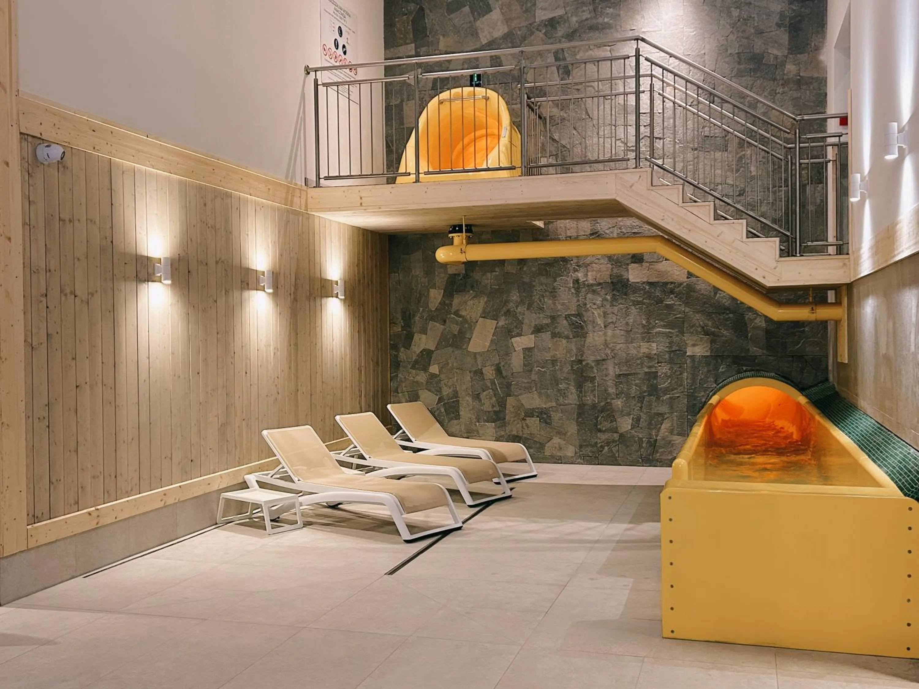 Swimming pool in Aries Hotel & SPA Szczyrk